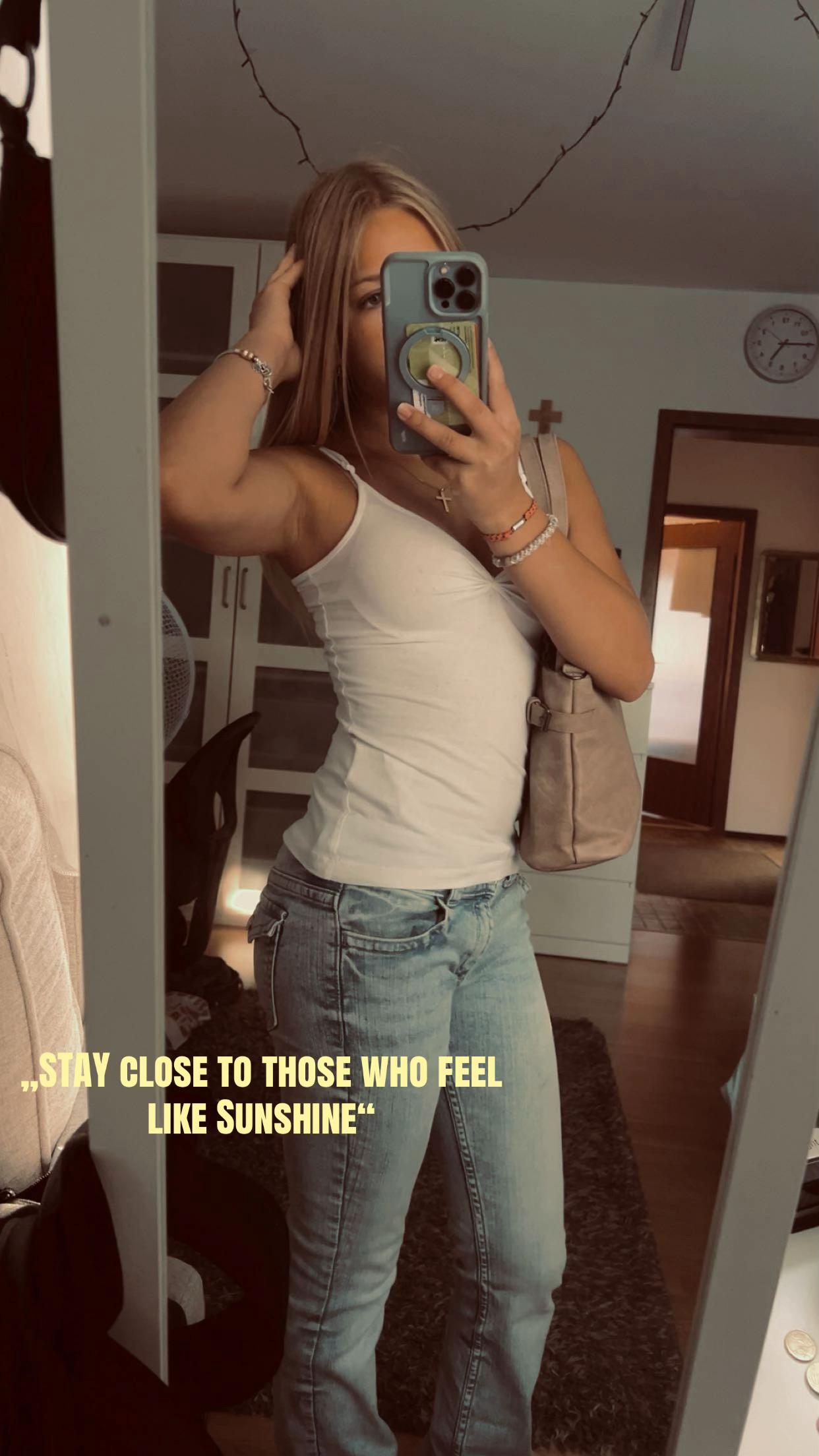 @𝒍𝒆𝒏𝒊𝒂🪽