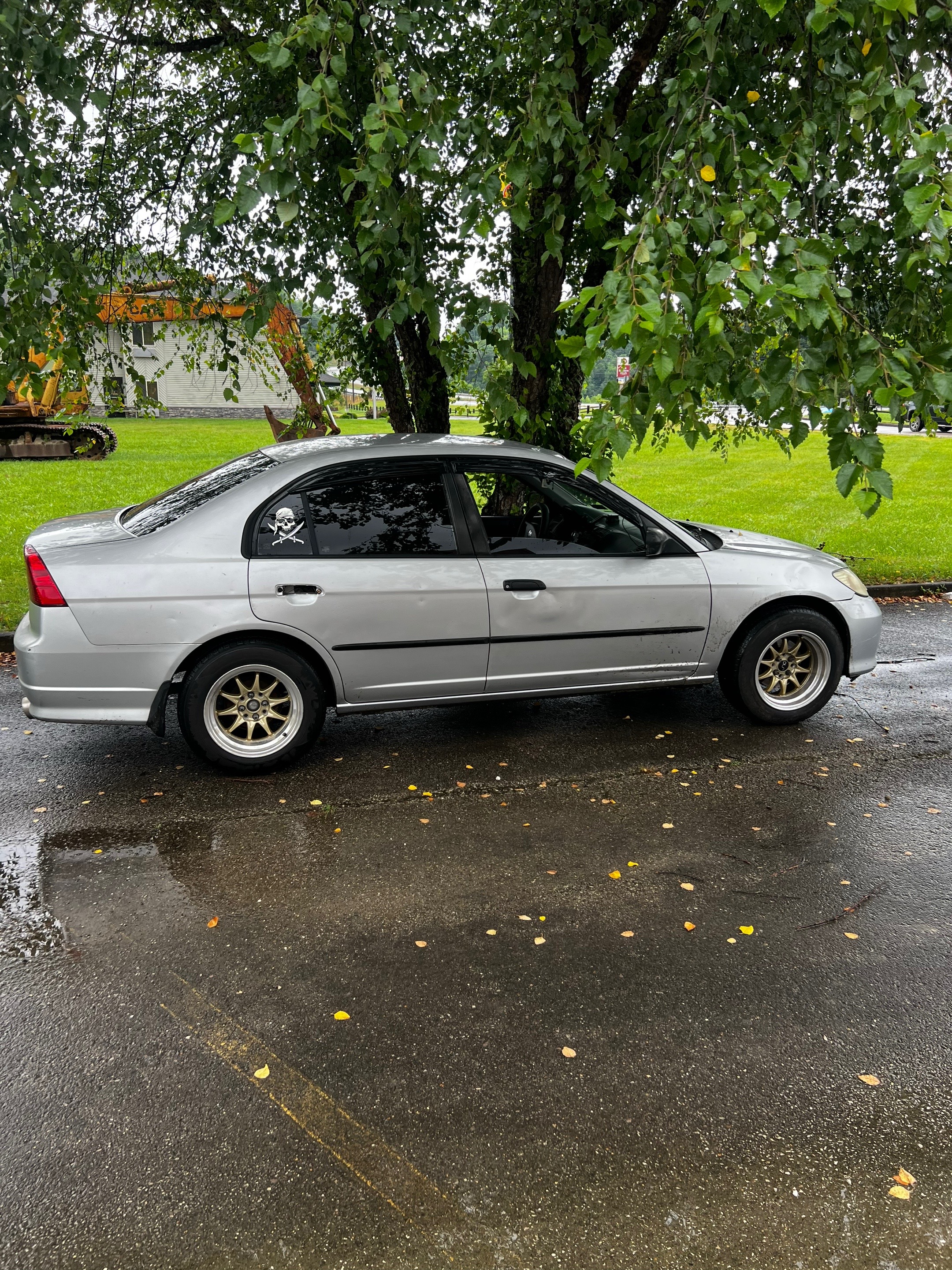 @leewallace943. Lee