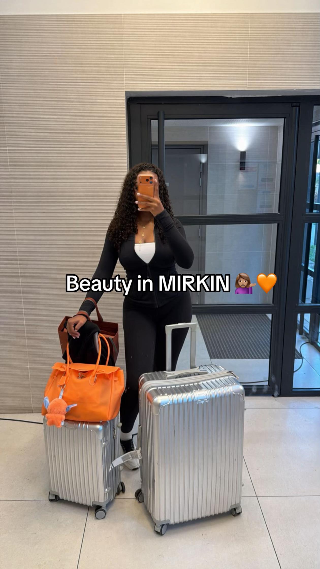 @M I R K I N  💕👜
