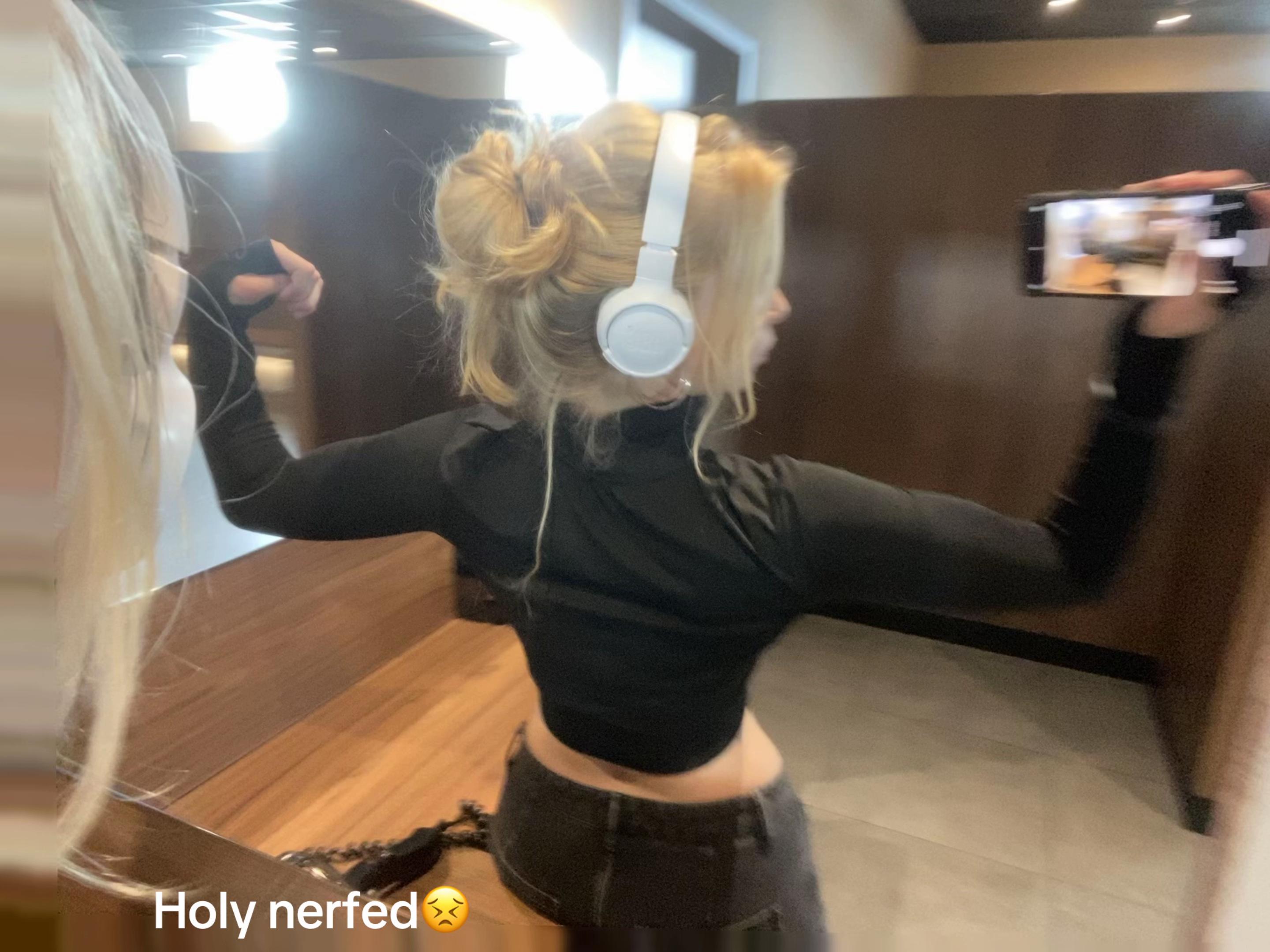 @reav🏋️♀️
