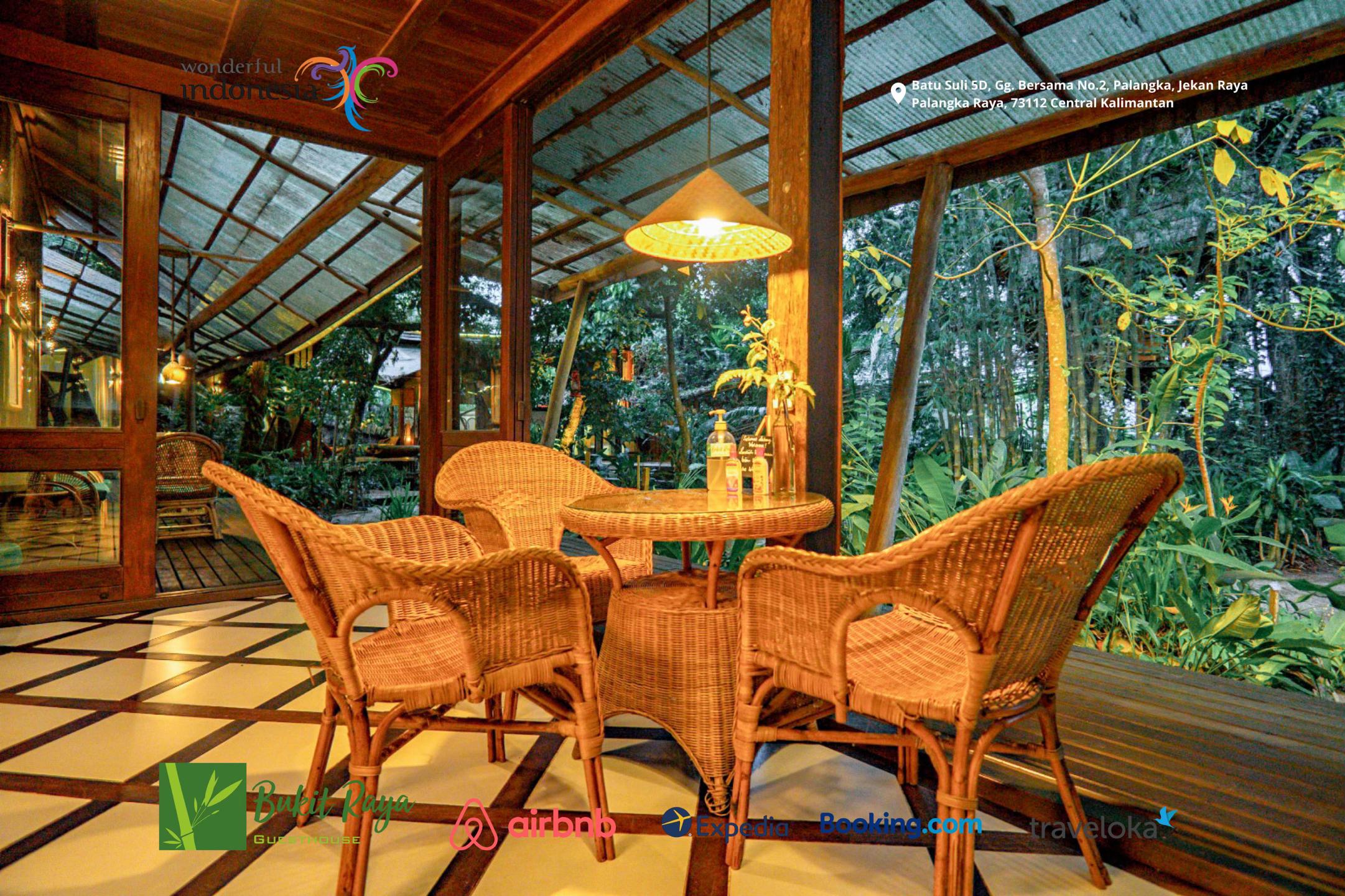 @Bukit Raya Guesthouse and Tour
