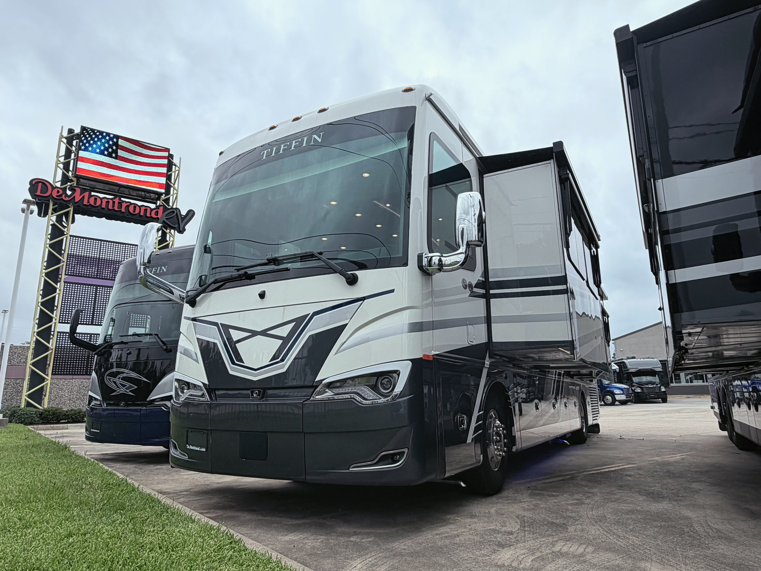@David 🚐 🏕️