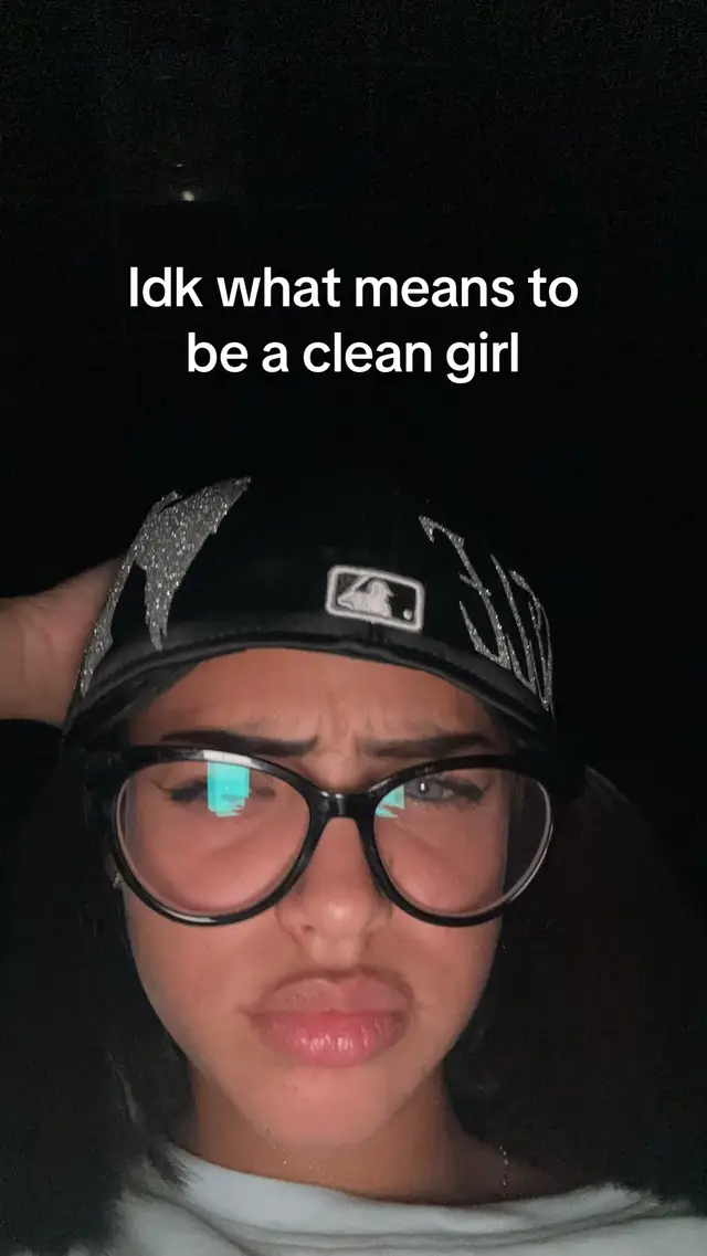 @nicole