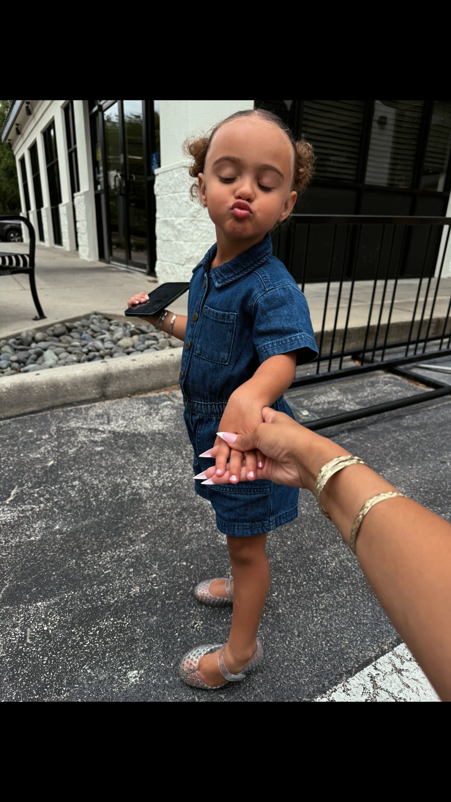 @Christina Leah 💗
