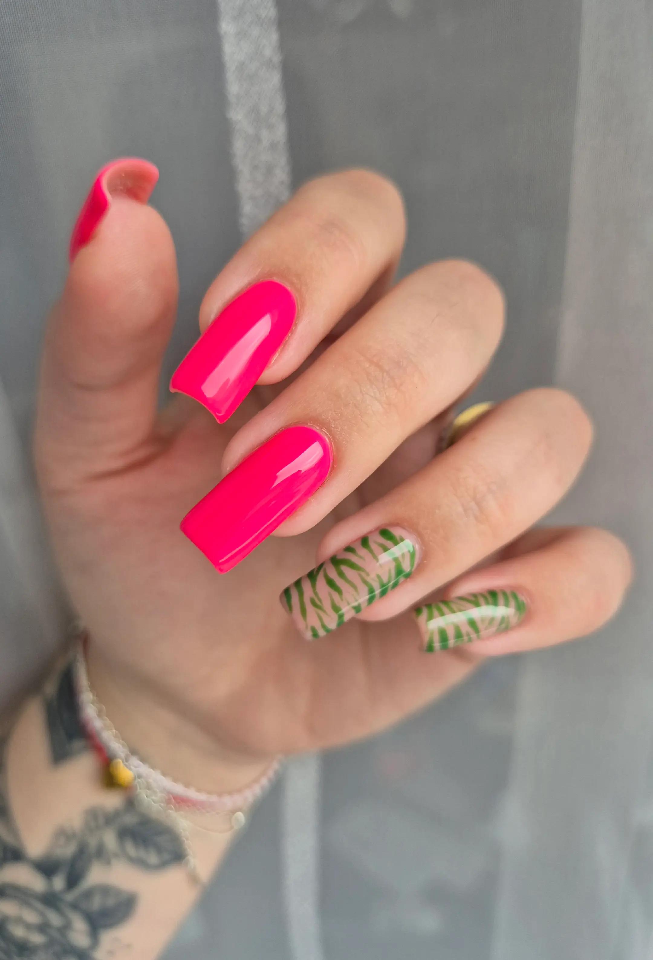 @dolu_nails