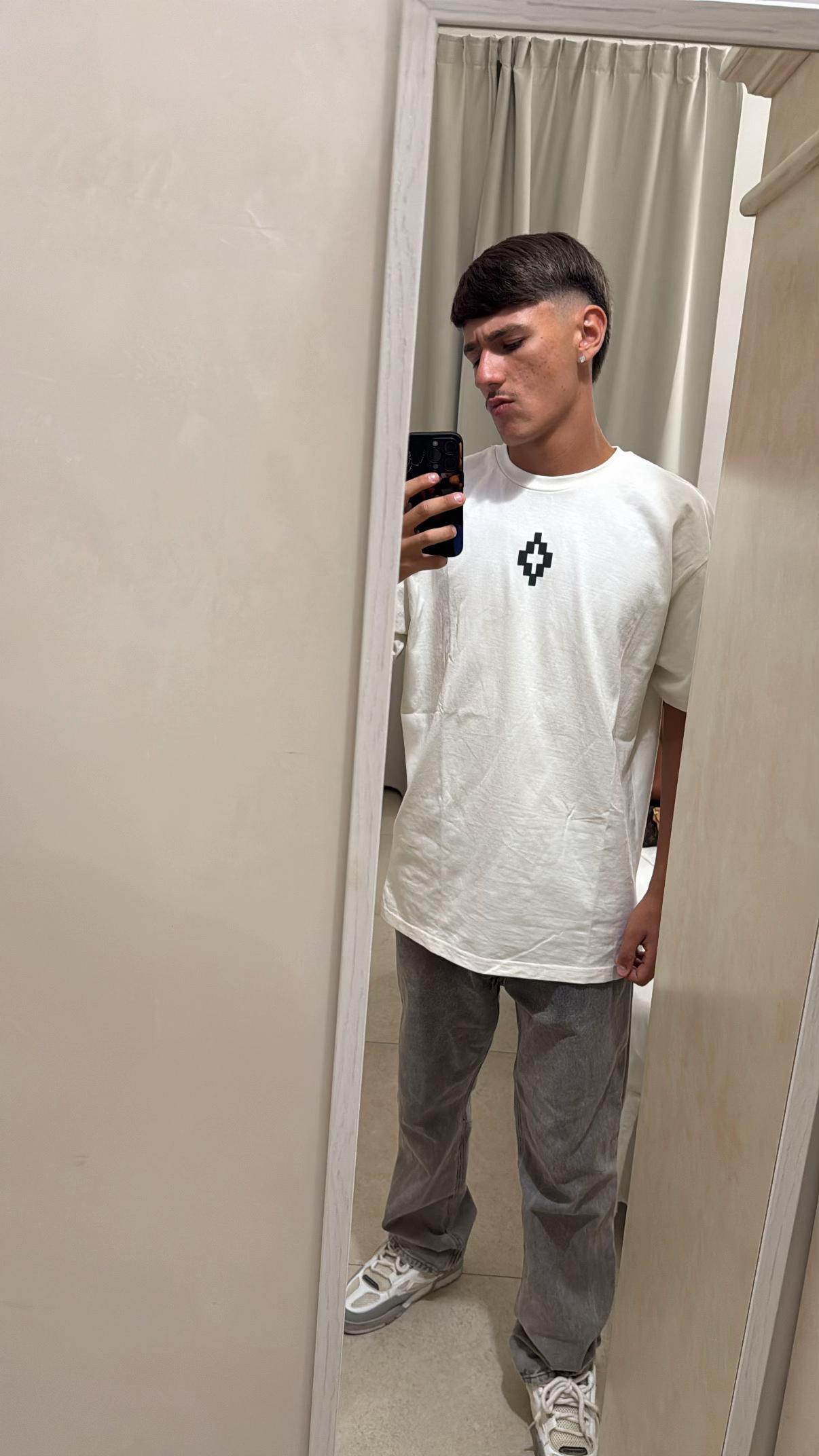@AS17