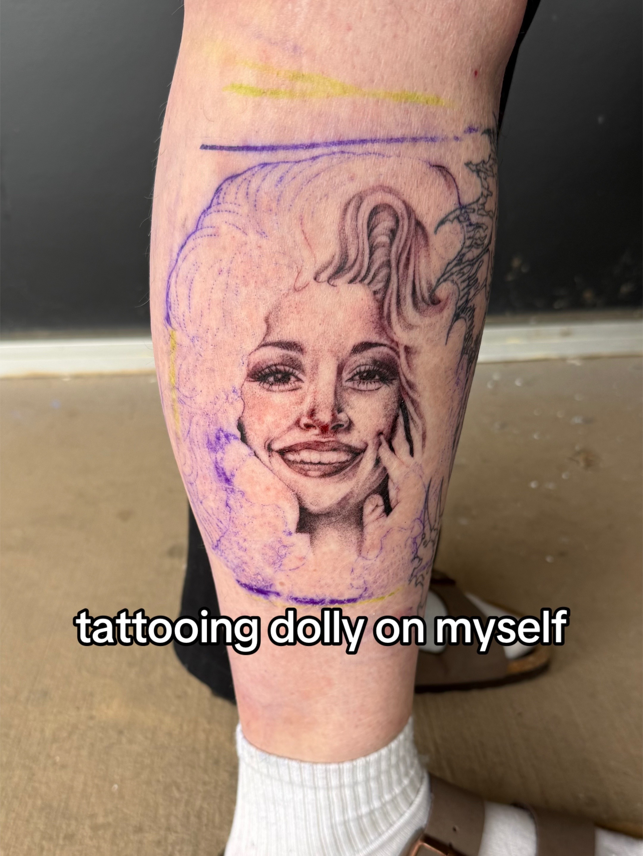 @danyale. tattoo artist