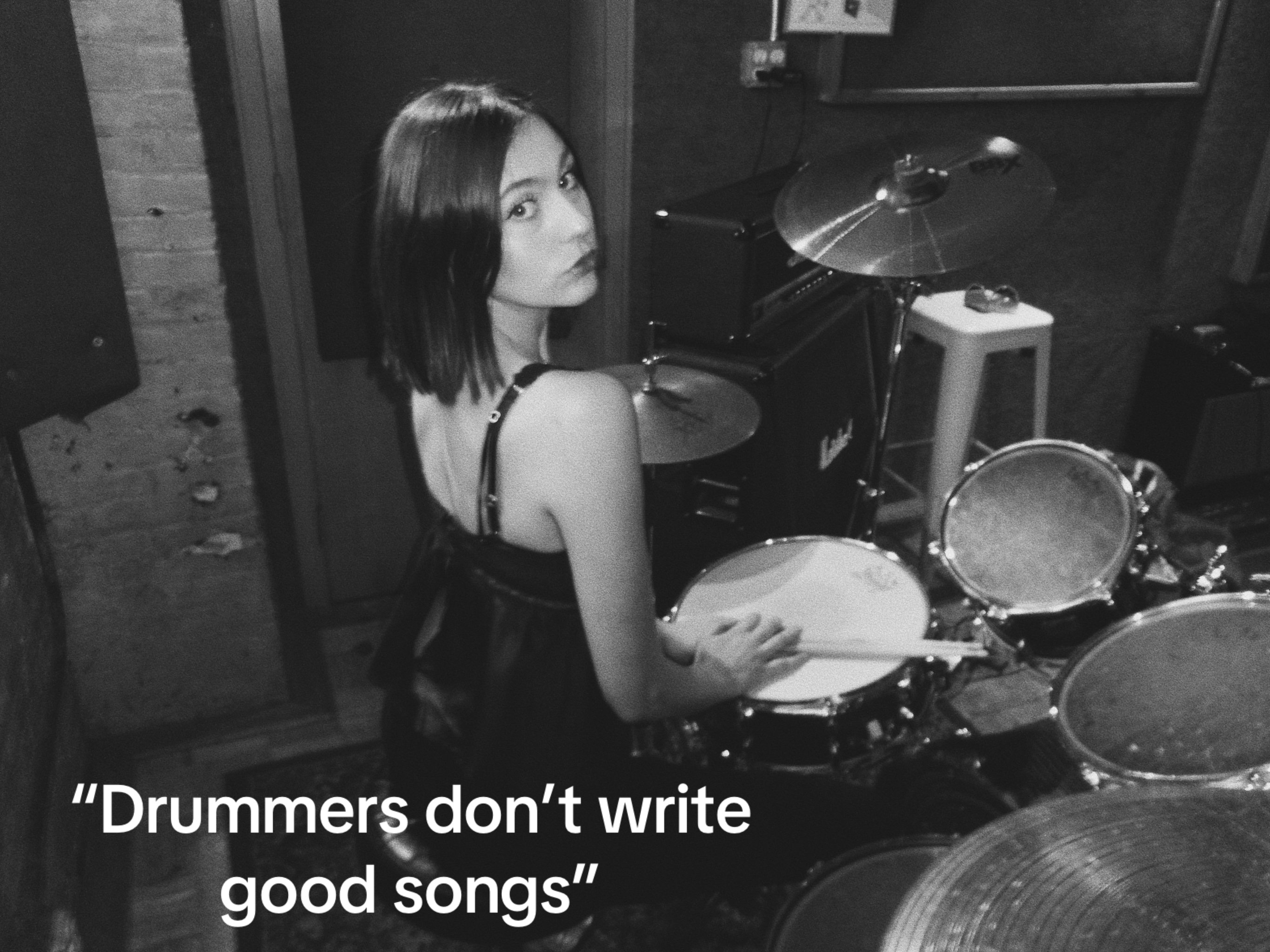 @Laura June🥁
