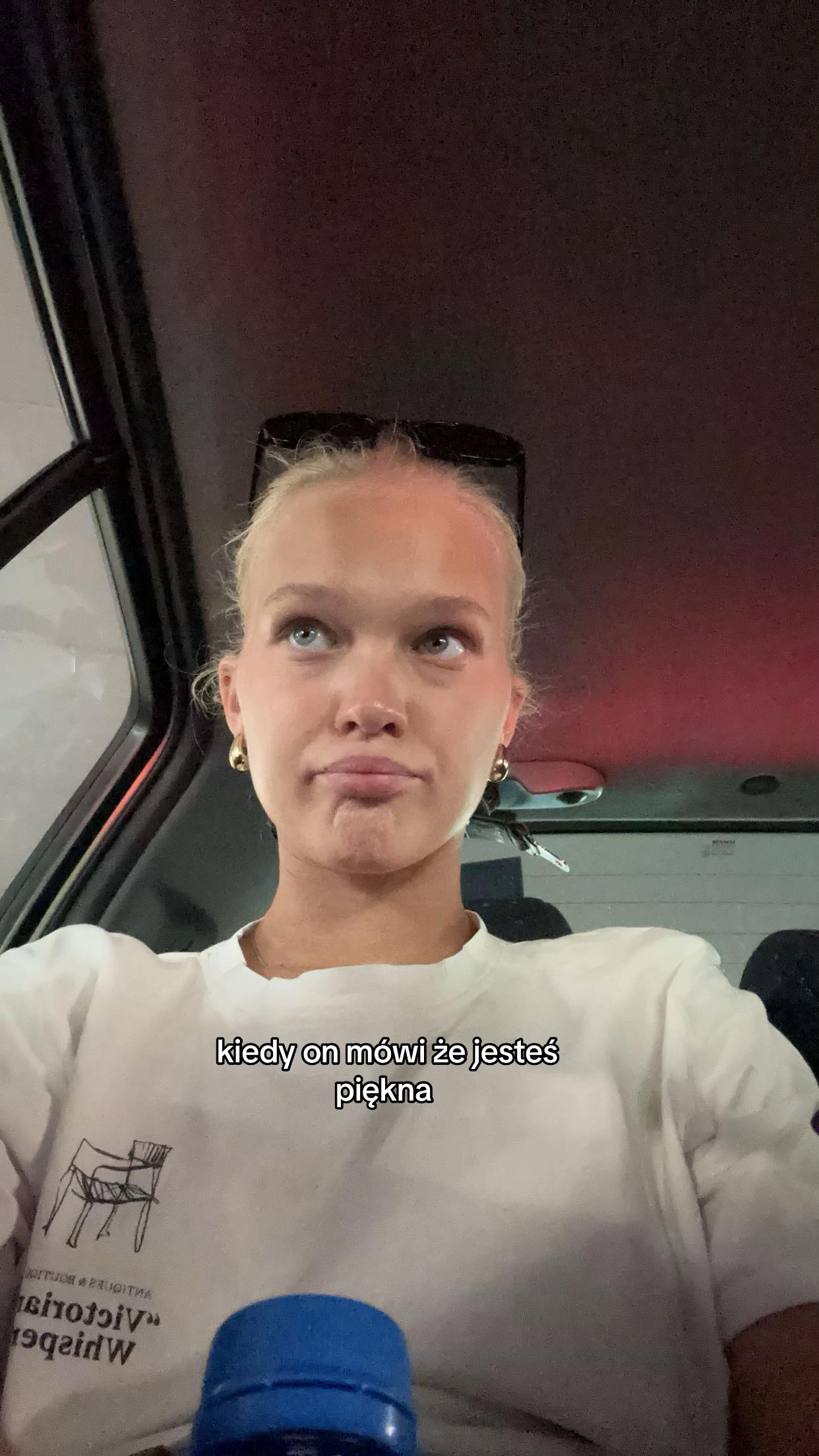 @sampwiktoria