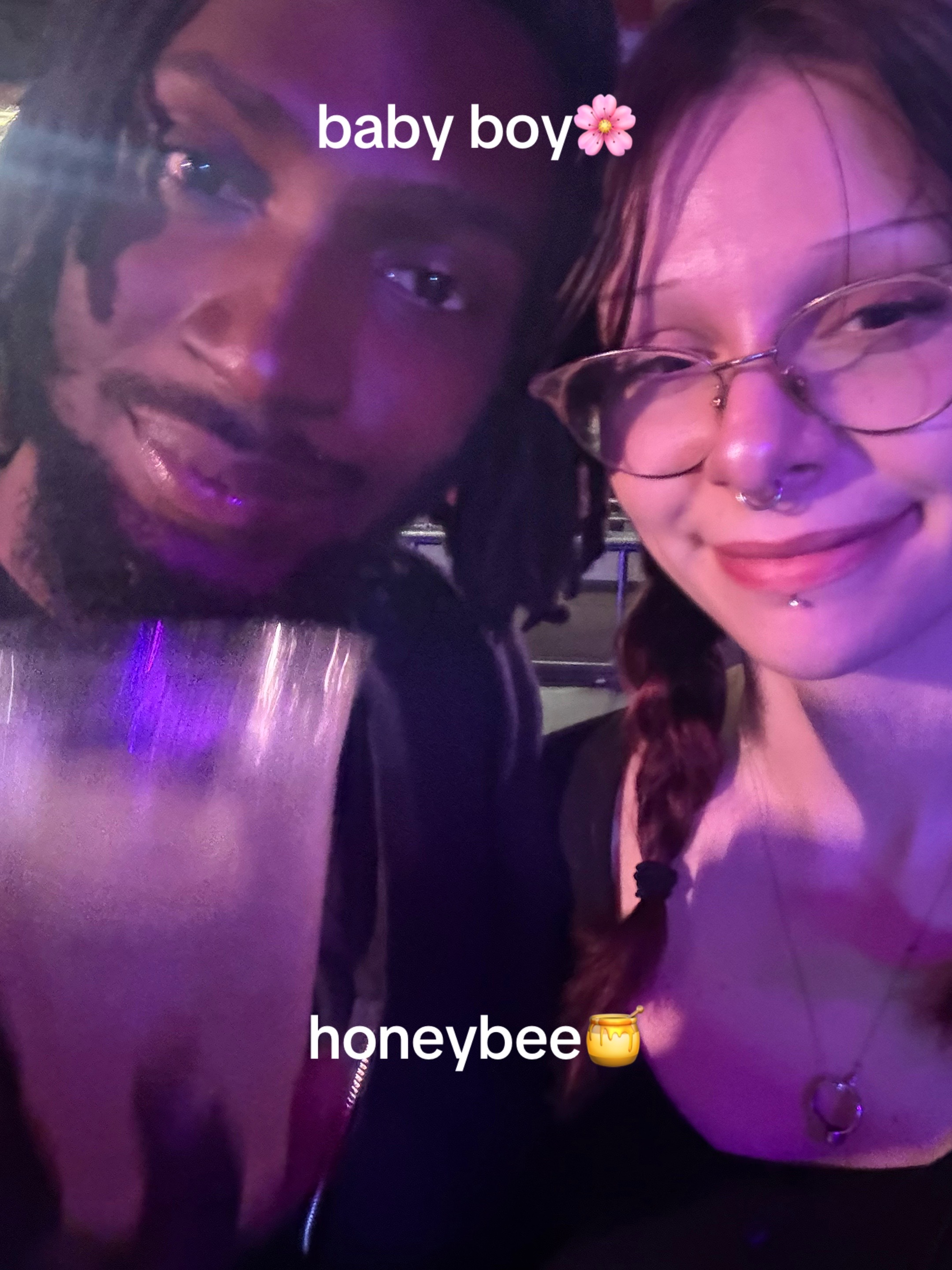 @v✨