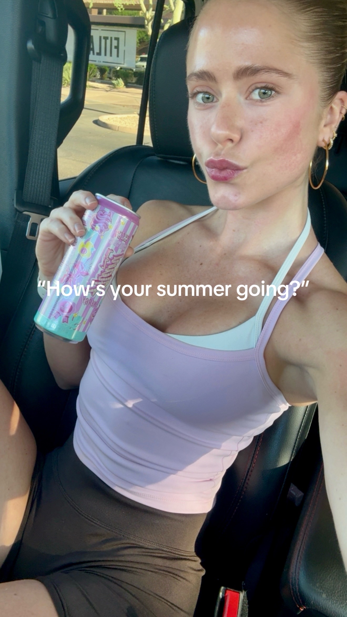 @carlynewman__