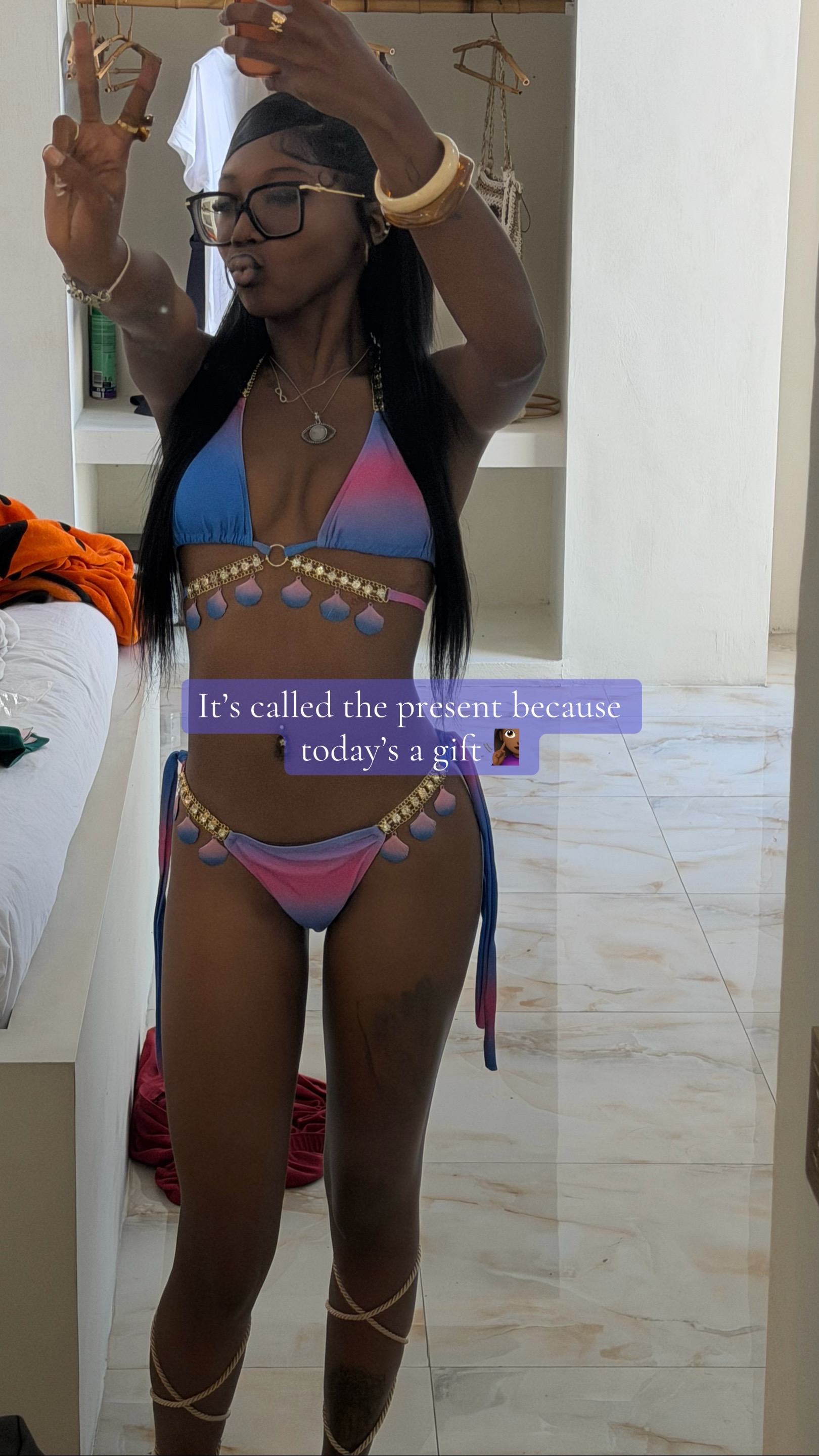 @Ar&rsquo;Monie Pearl