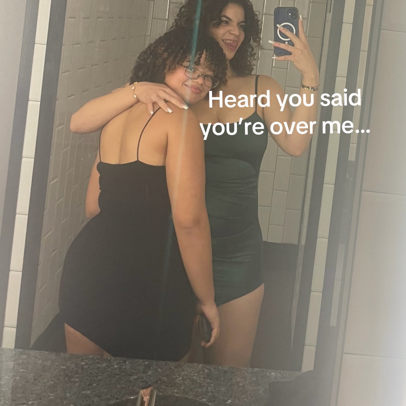 @velour