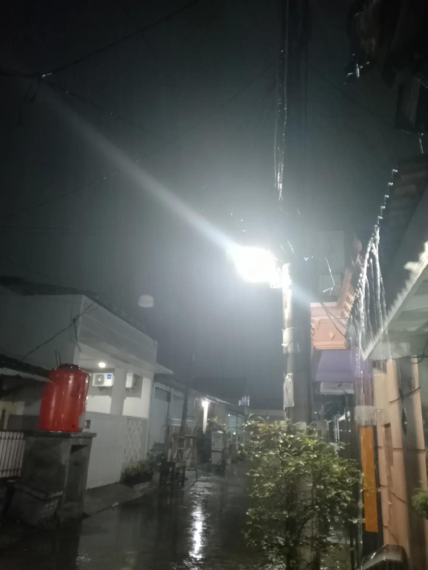 @panggil aja najib