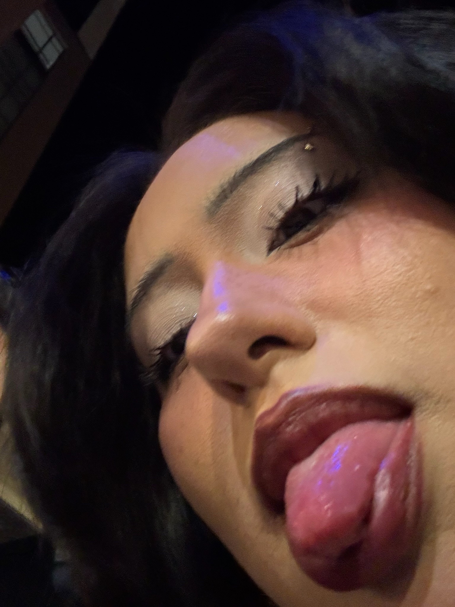 @ᵗʰⁱʳˢᵃ ˡᵉᵒⁿ 🤍