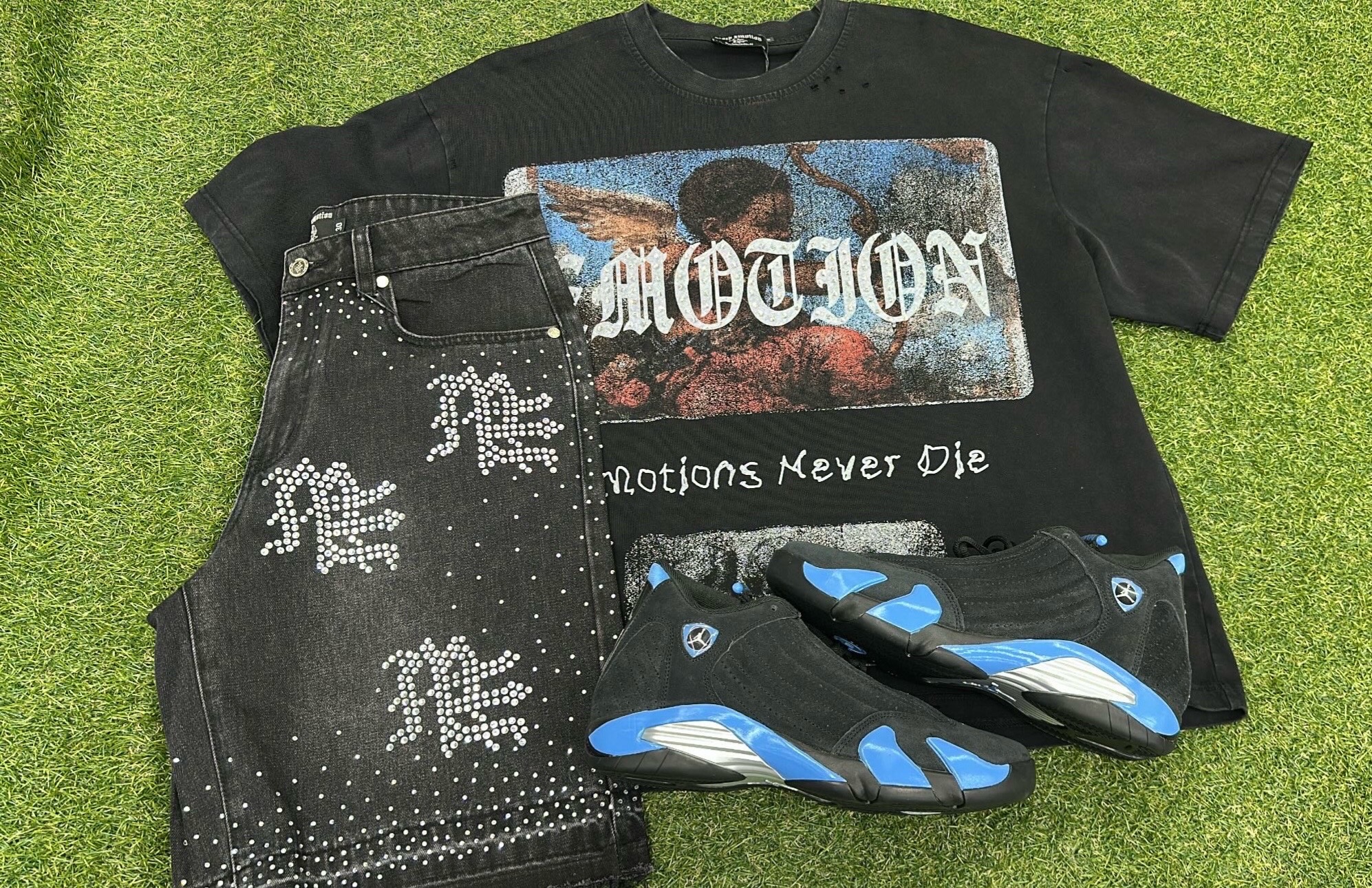 @EXCLUSIVES