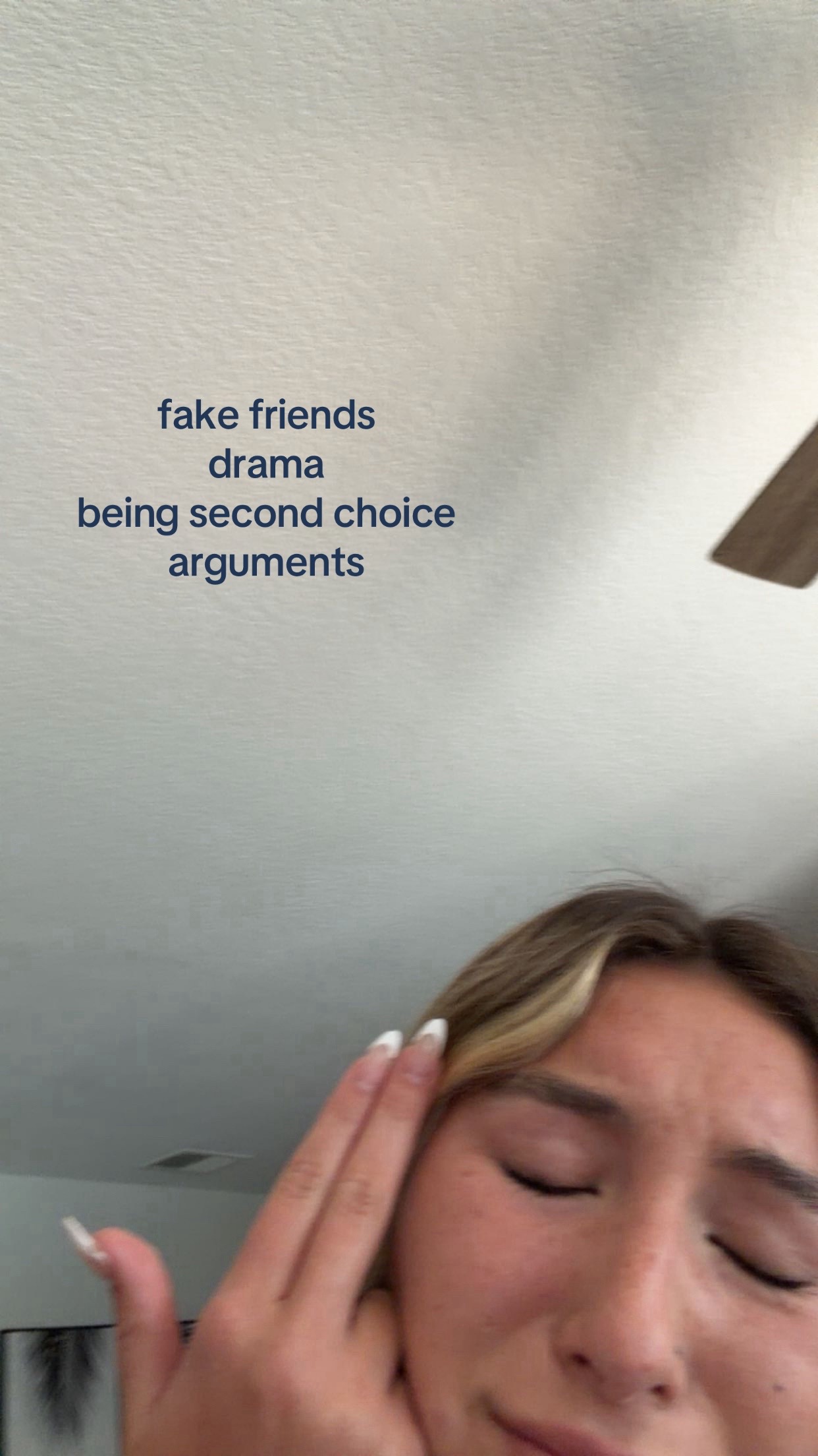 @yurlocaldumbblonde