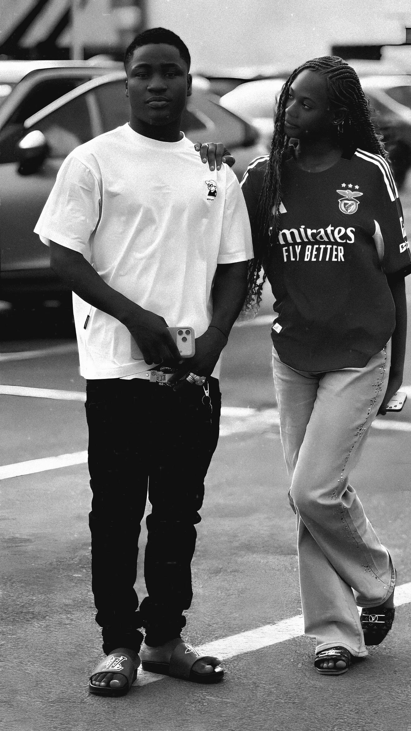 @S 19 👨🏾🦱🖤