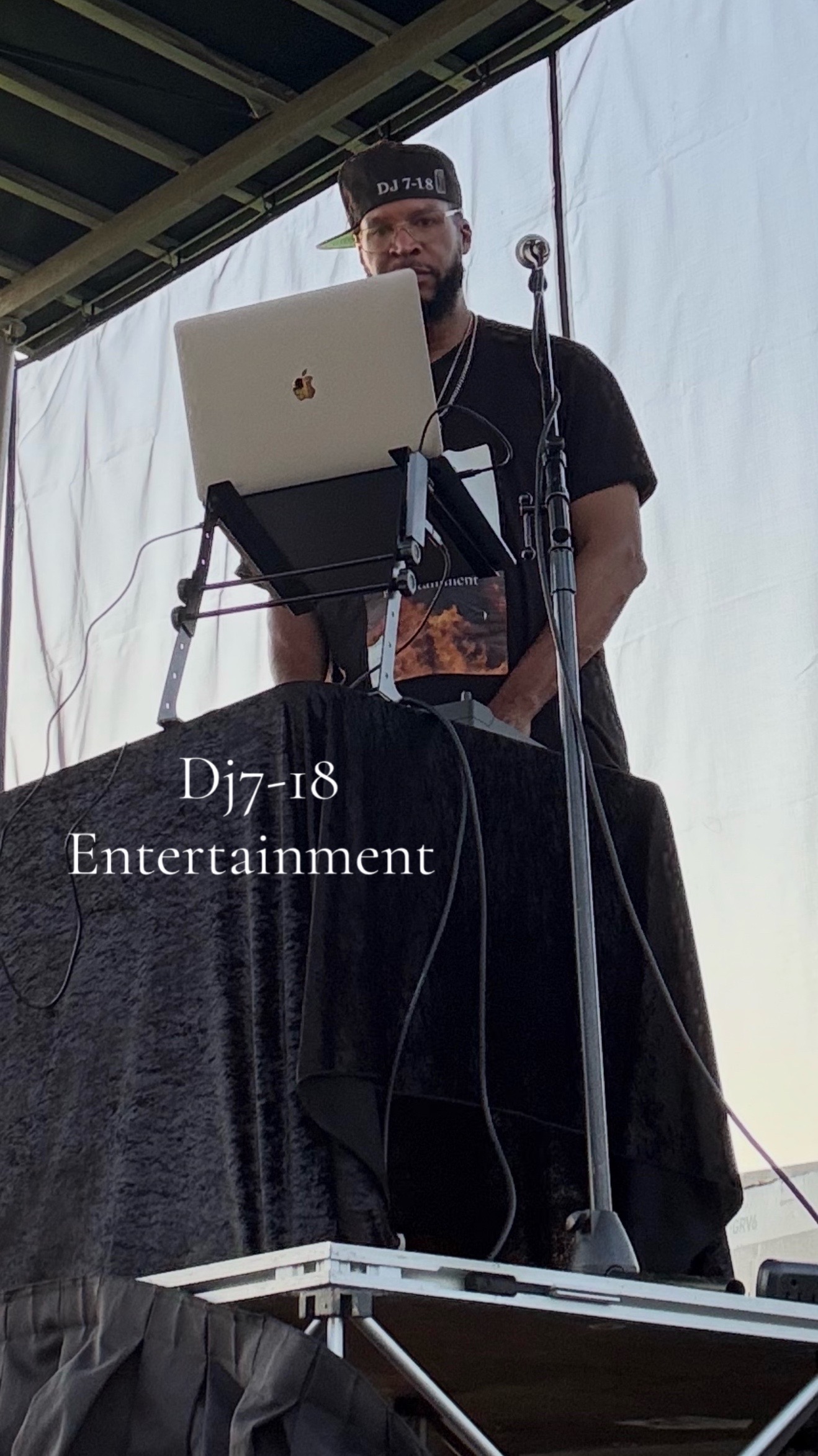 @Dj7-18