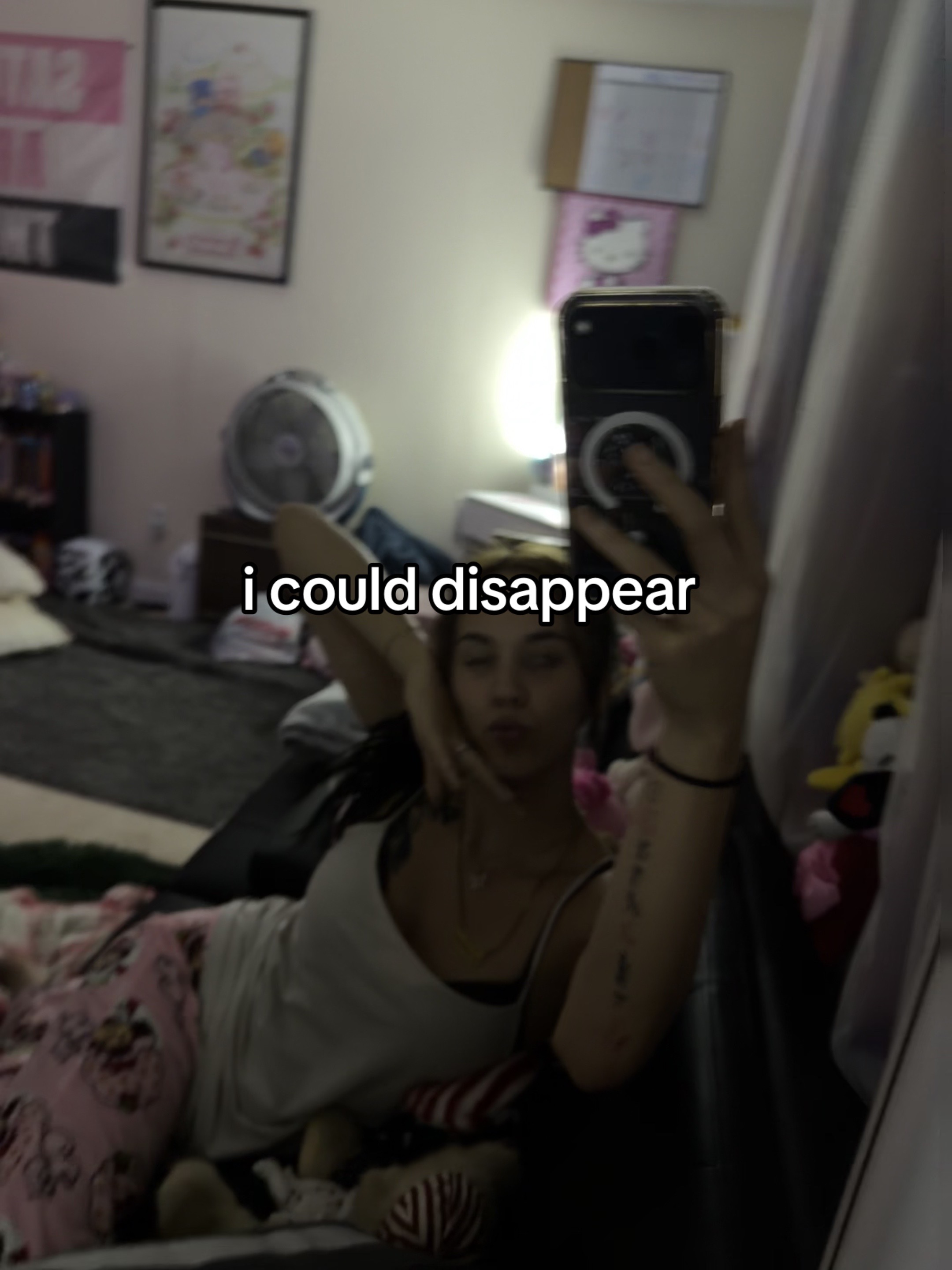@𝐌