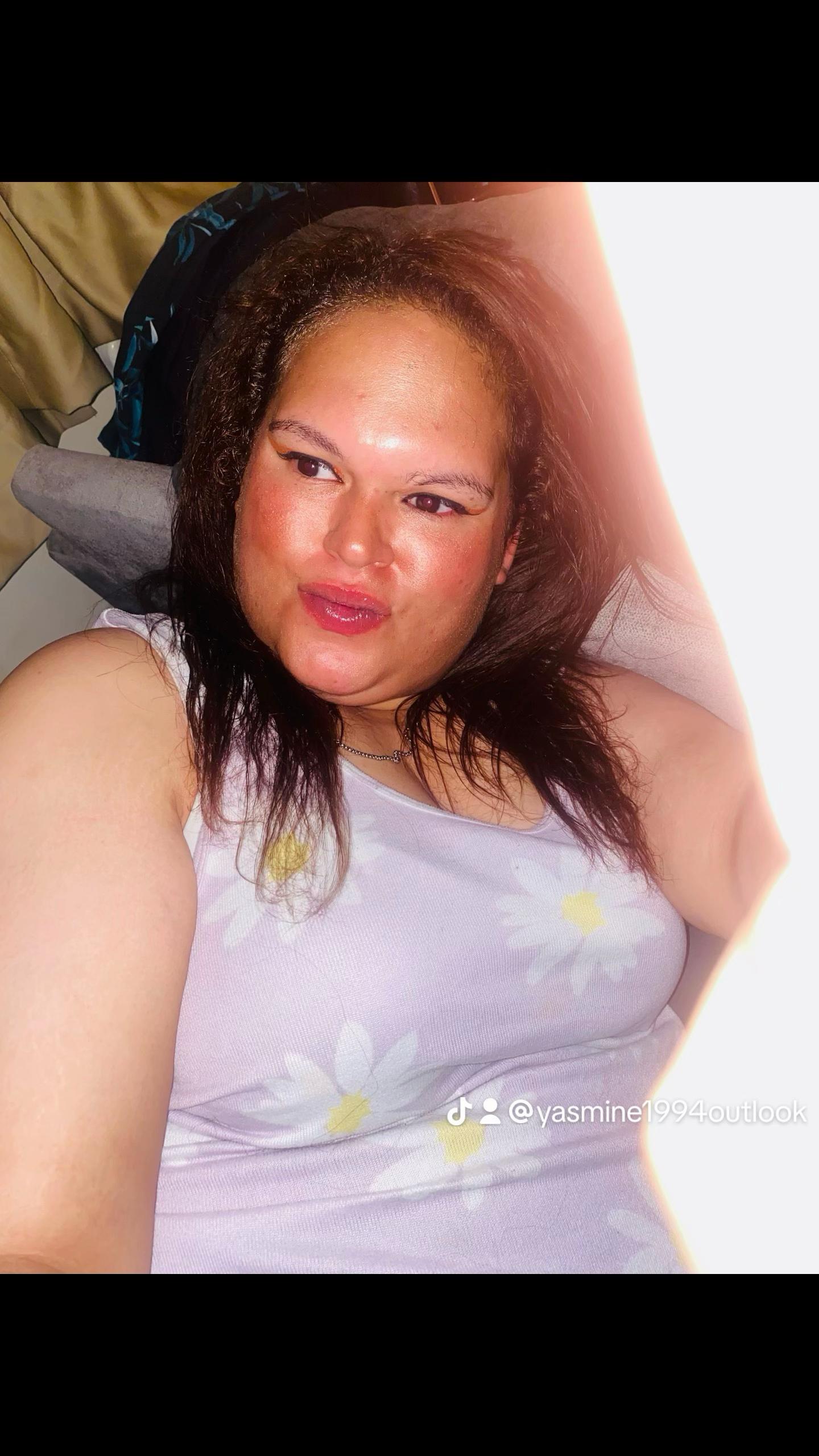 @yasmine1994outlook