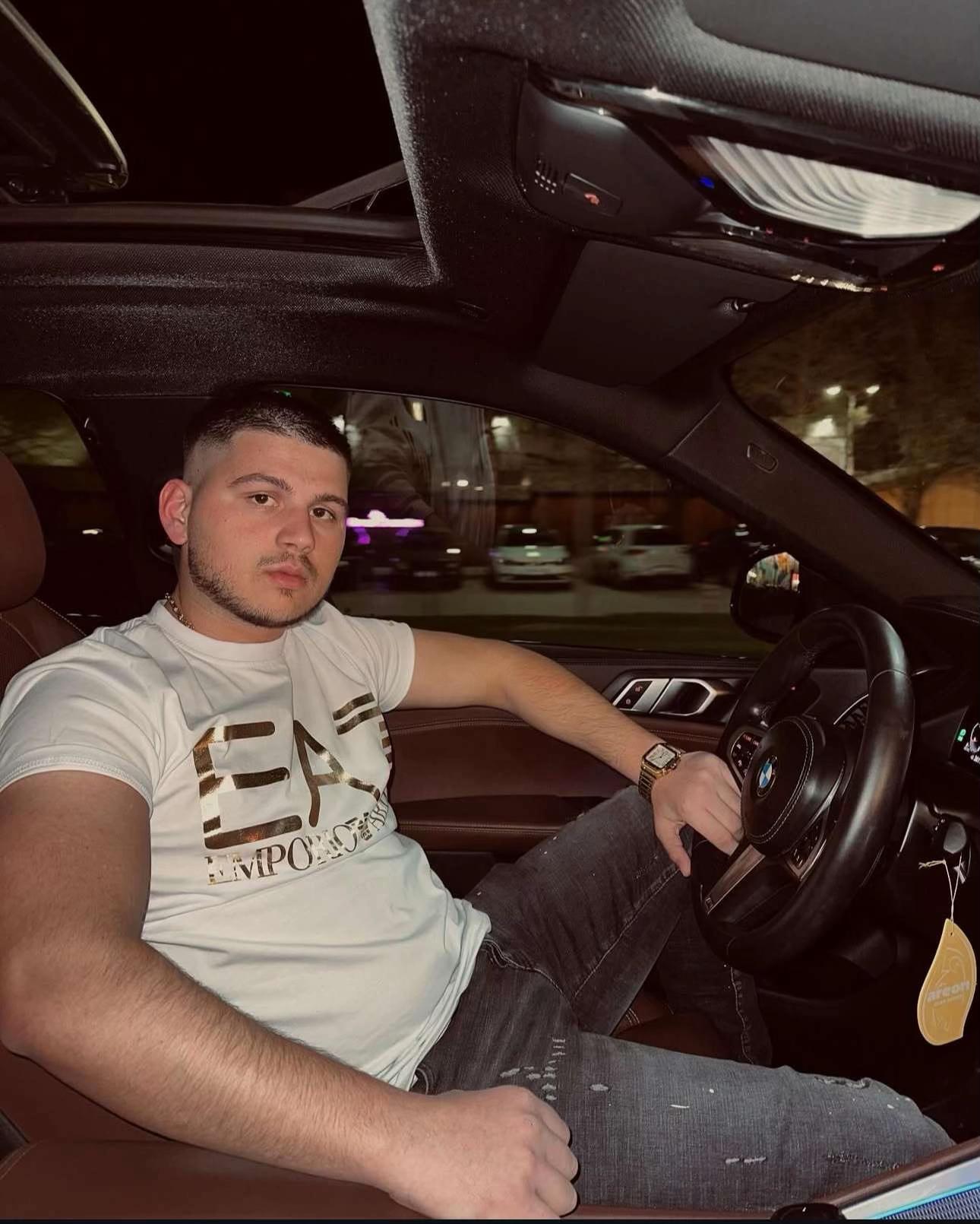 @menardmulliqi..007
