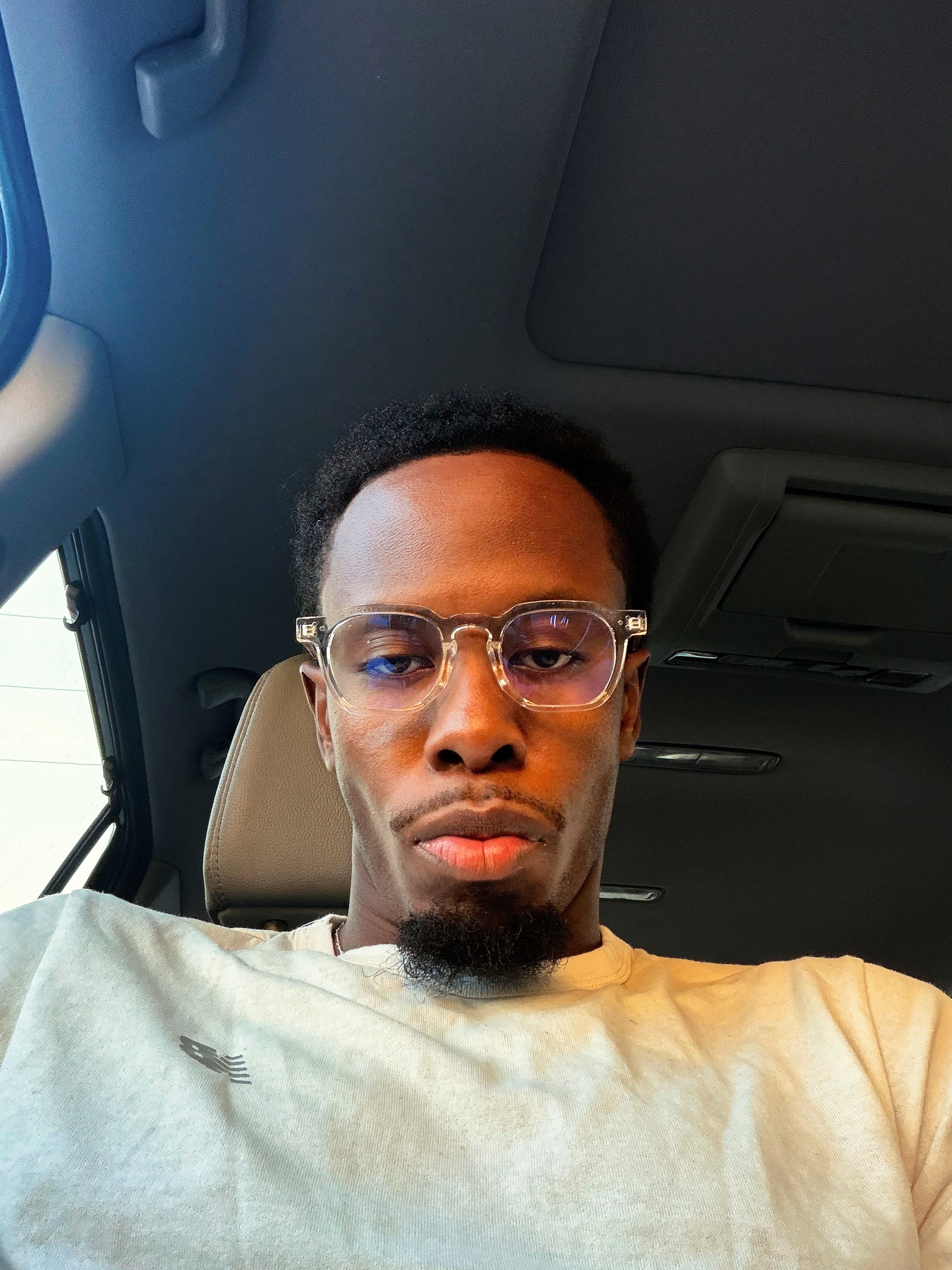 @loverboyyb__