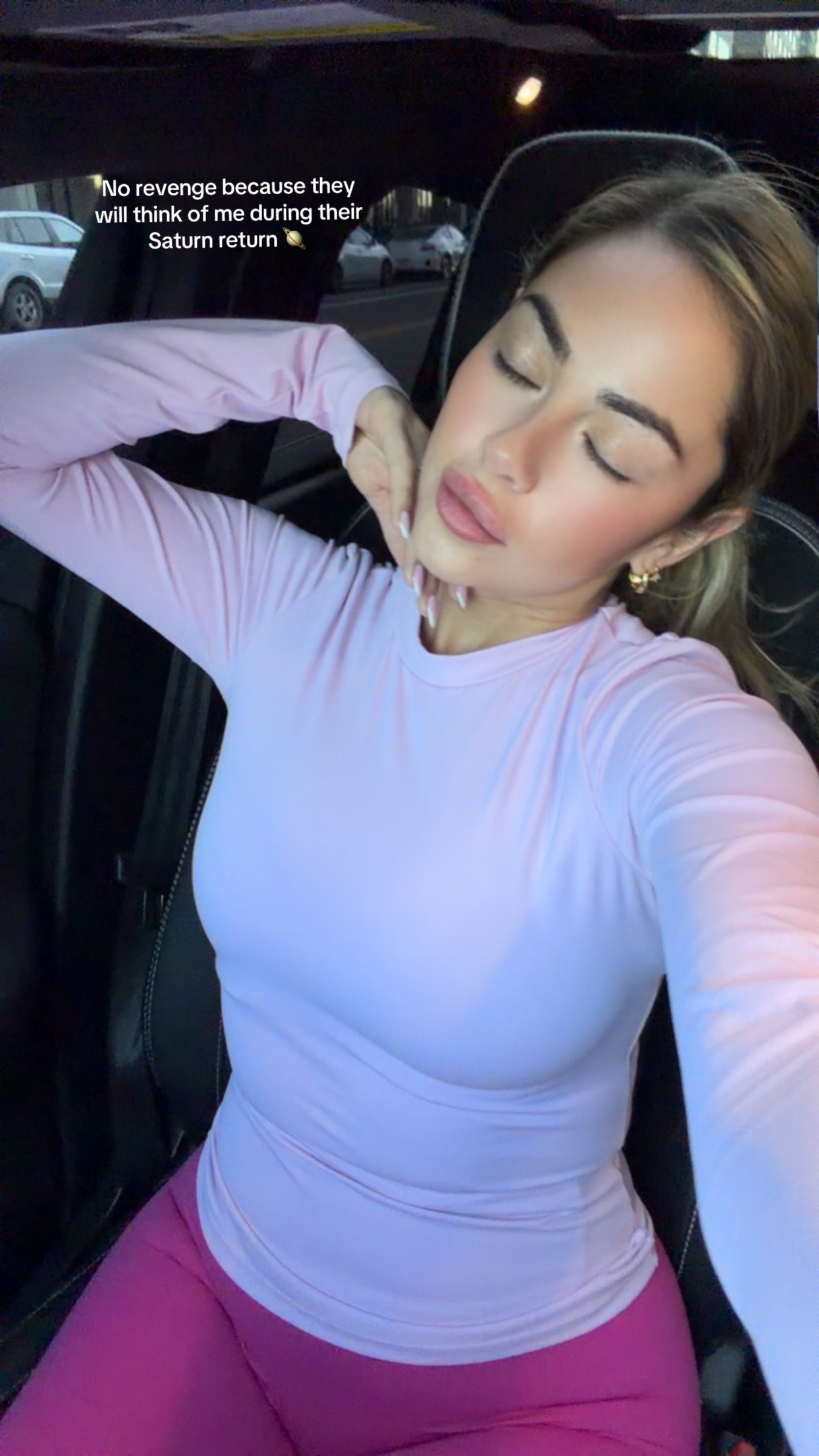 @VianeyBaee