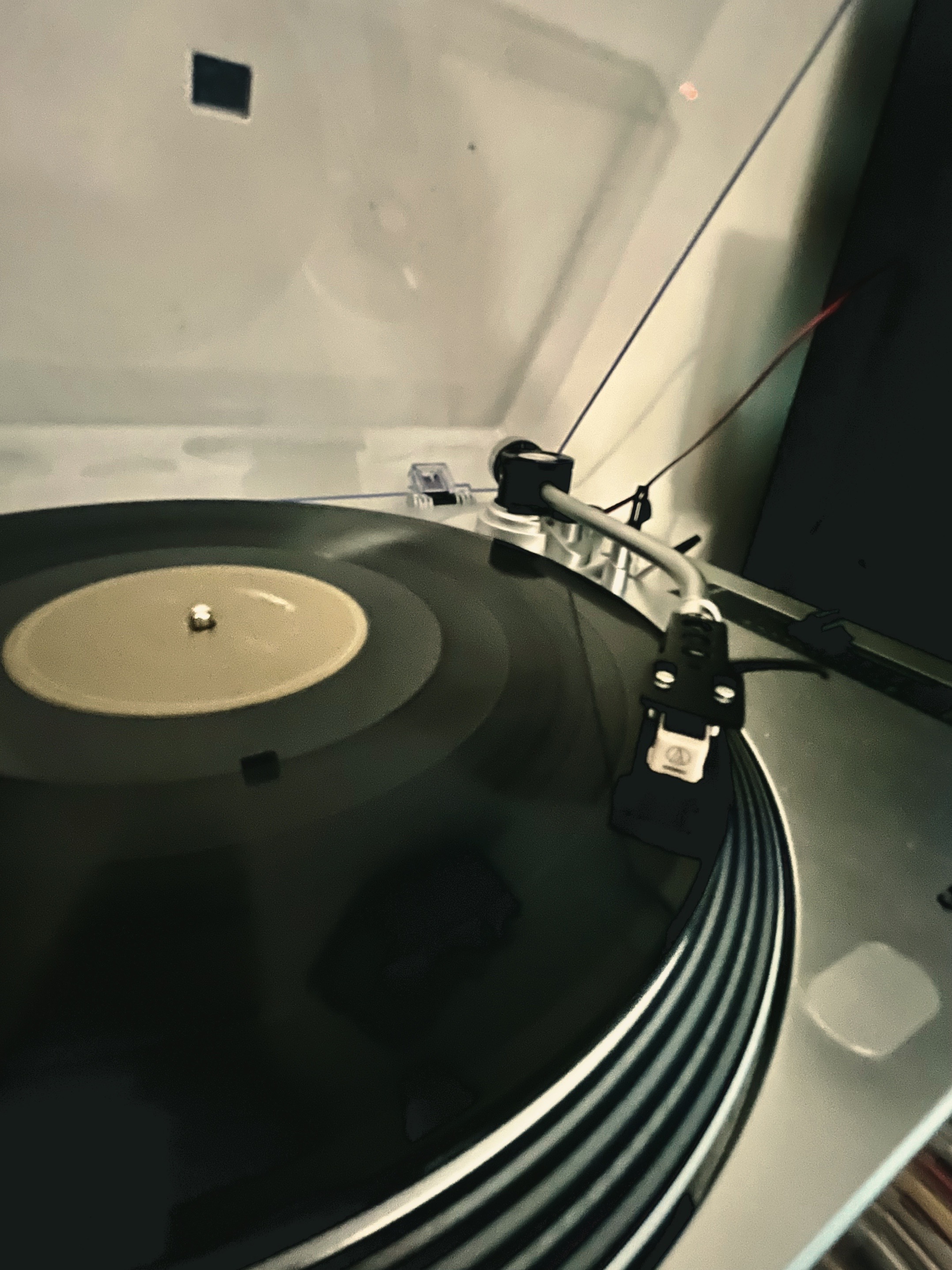 @sliceofvinyl