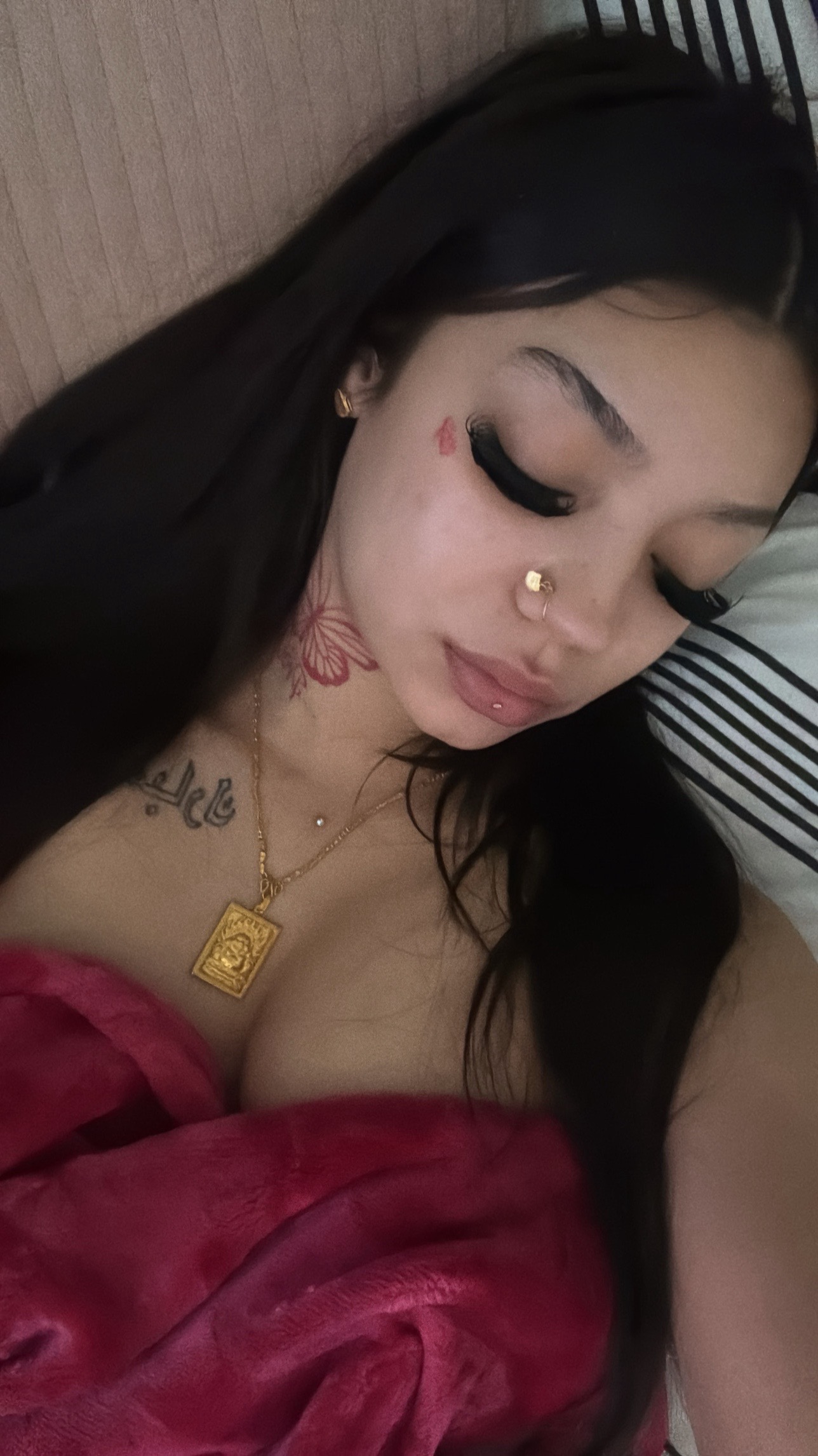@Aysslin