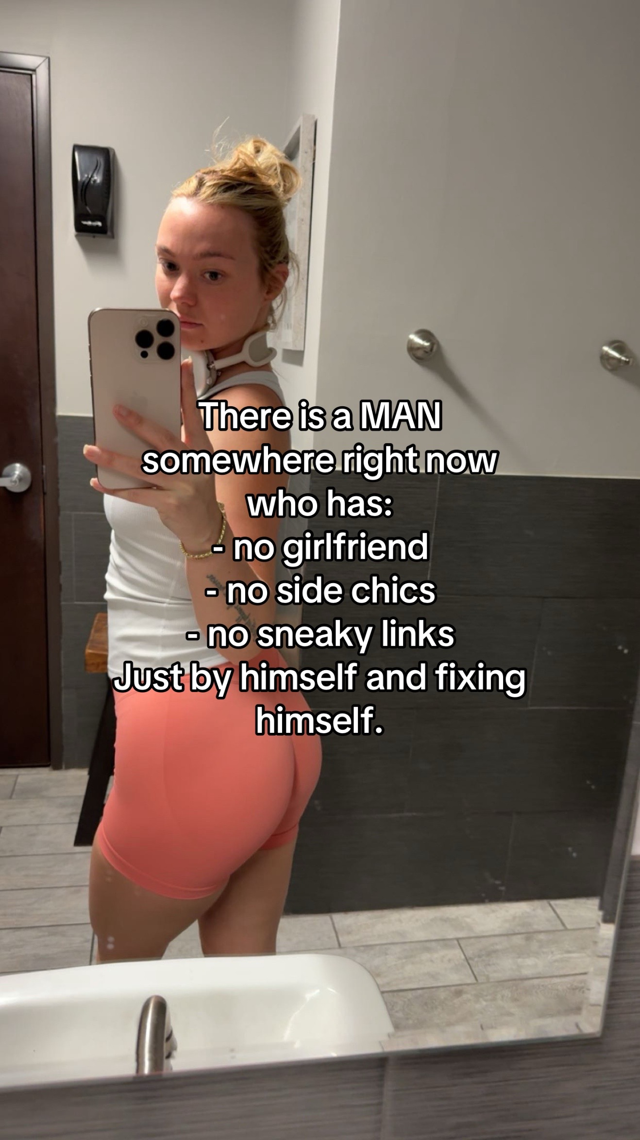 @blondeafterdarkk