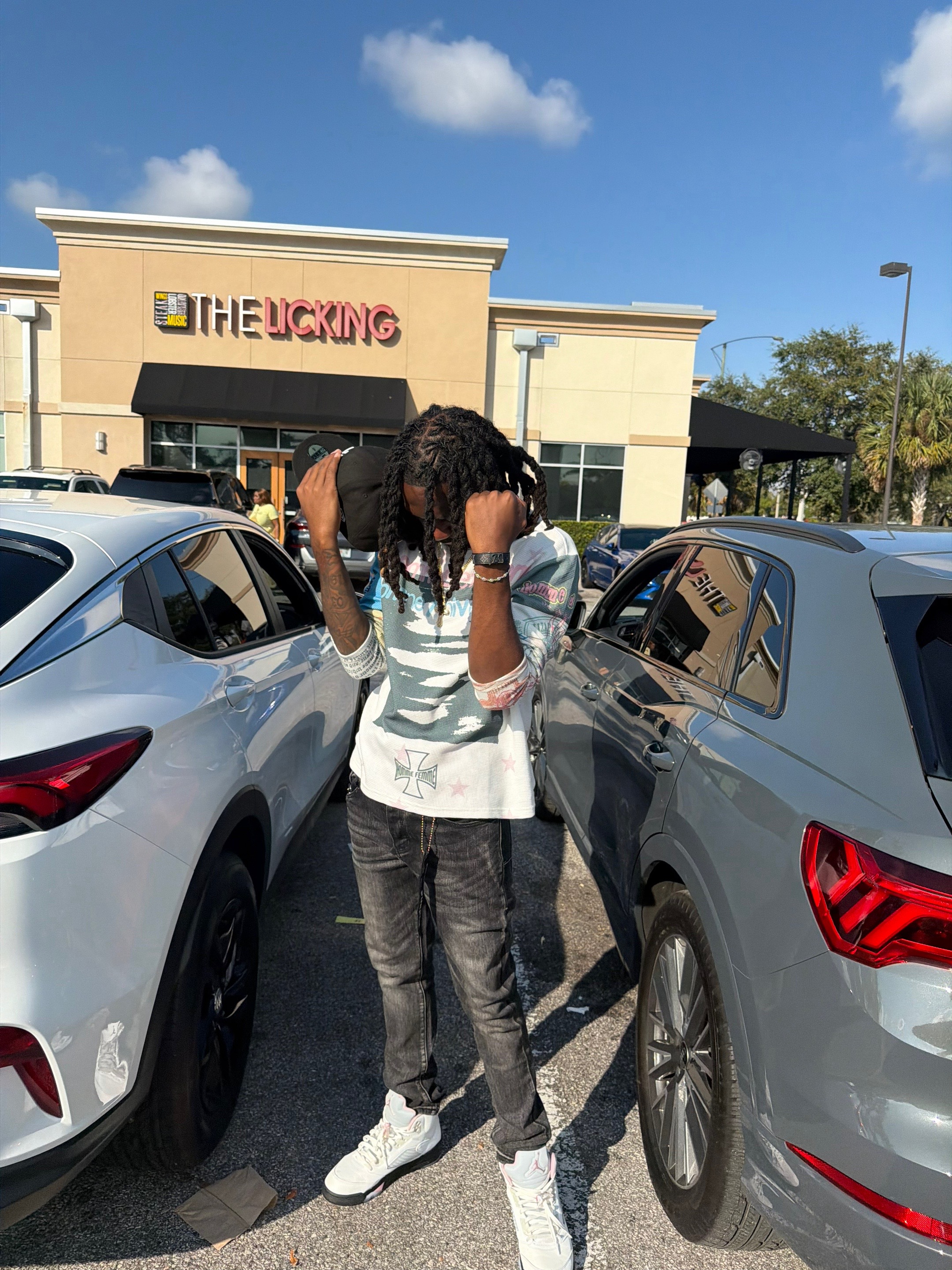 @Zayfrmda813