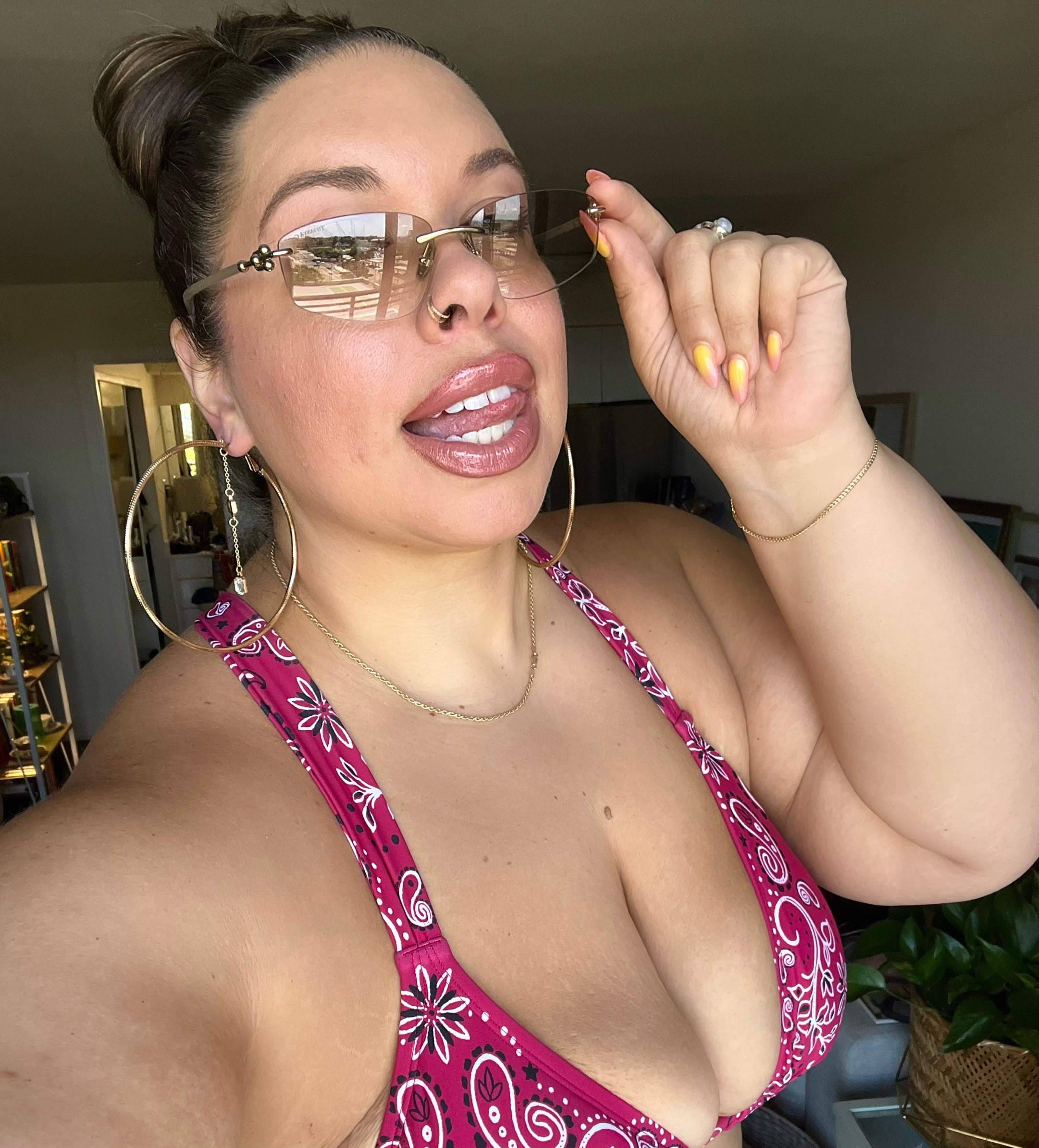 @itsmeaganxoxo