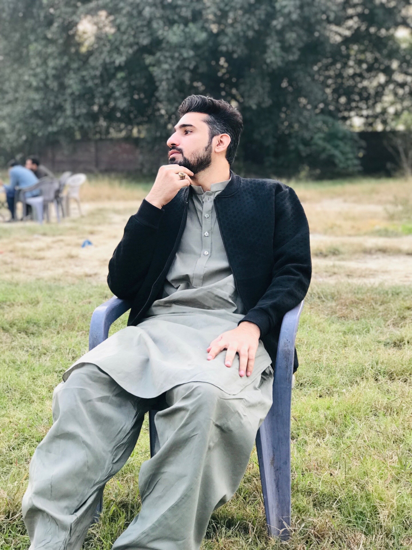 @Tariq Azam sheraNi