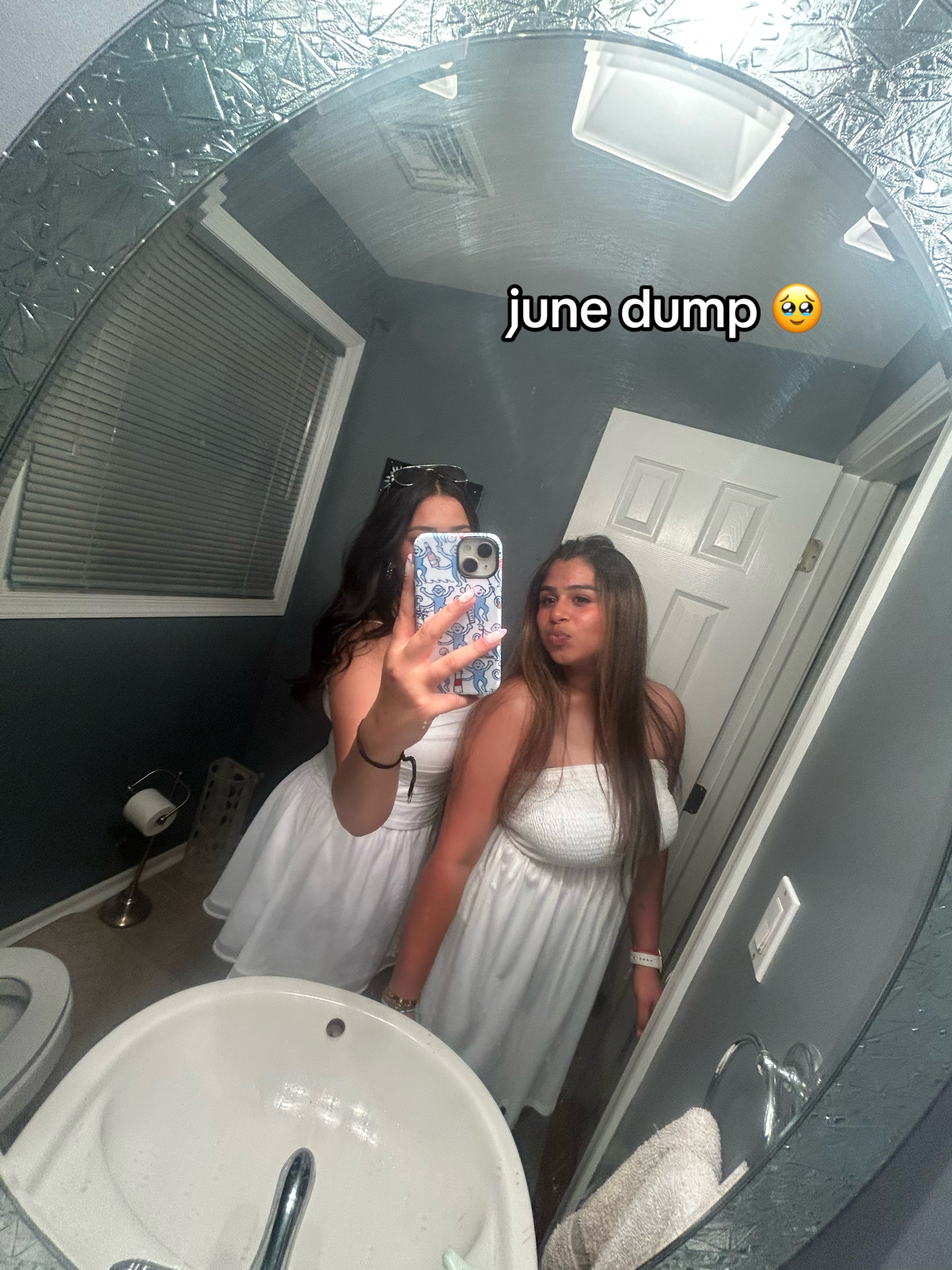 @yoojanuu