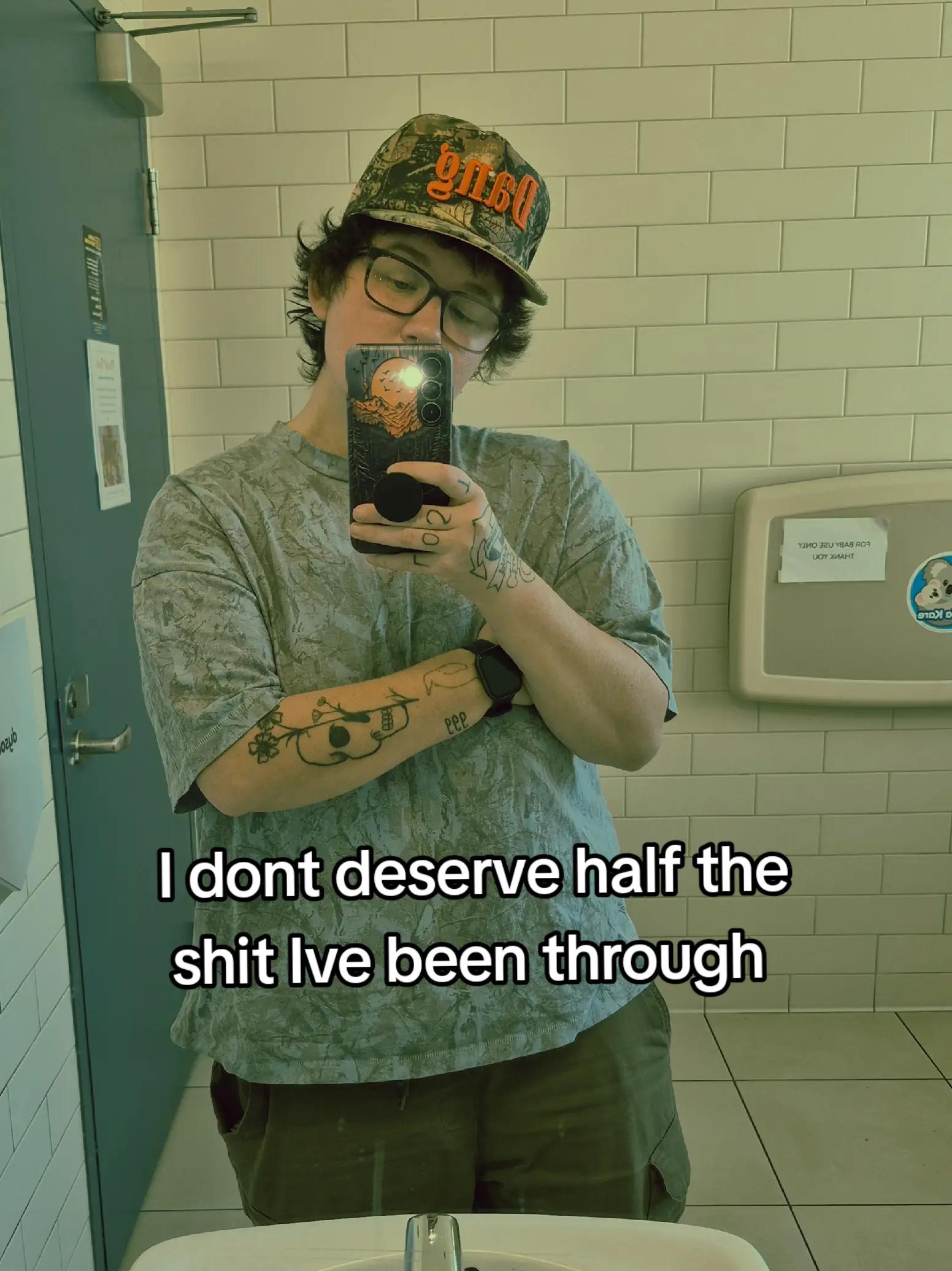 @Chlo
