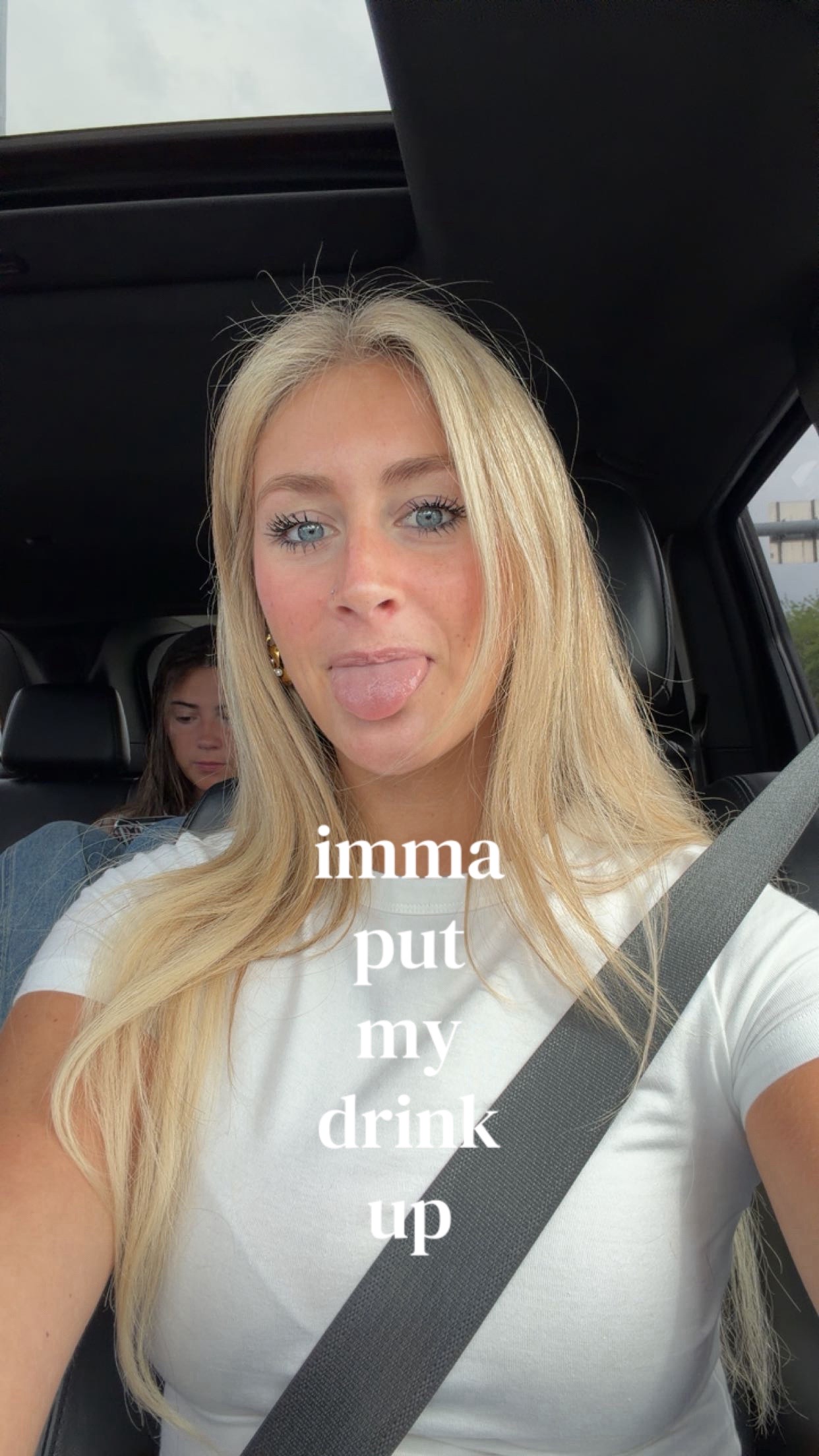 @Emily_vbk1