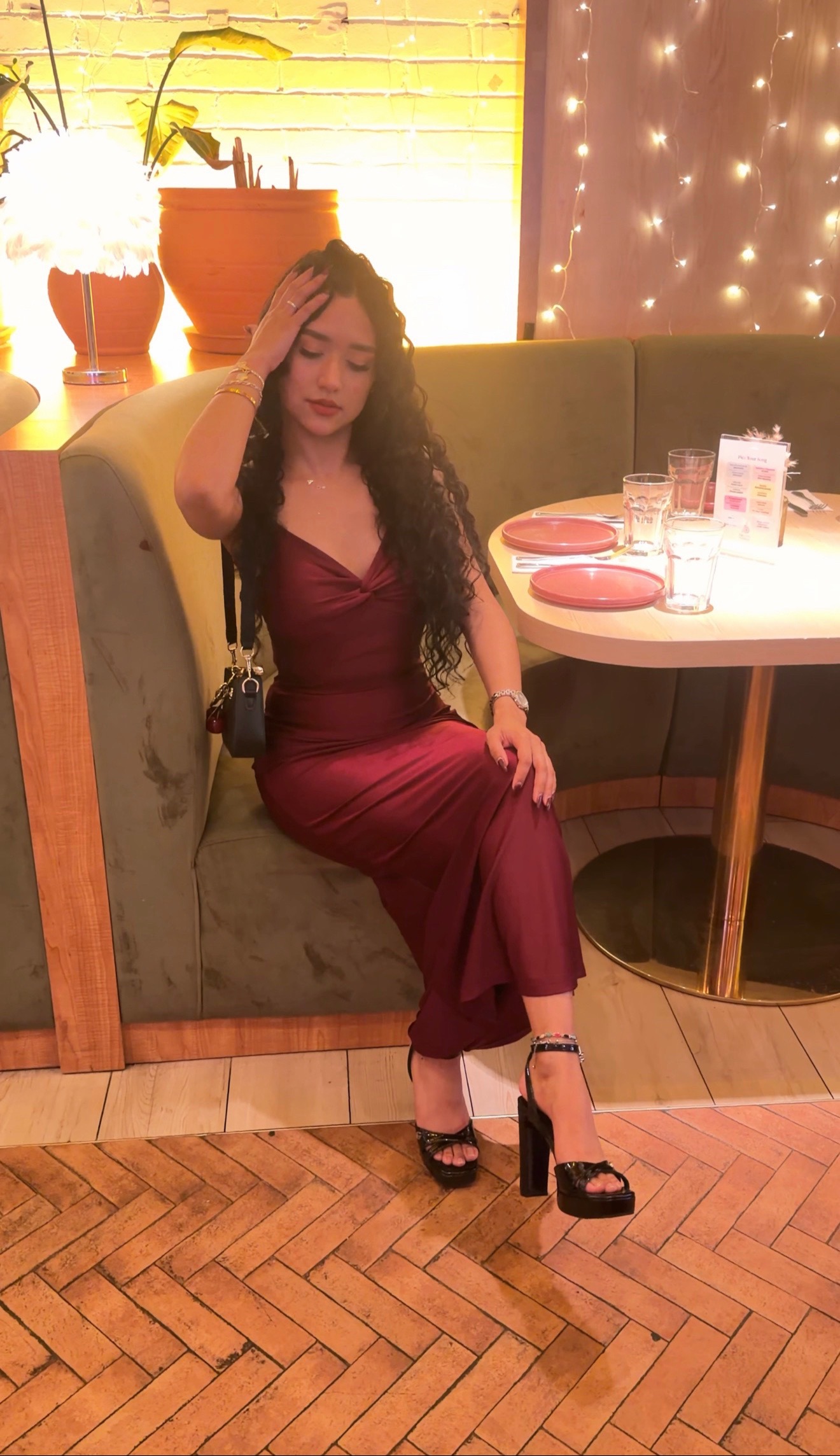 @yanelinicole