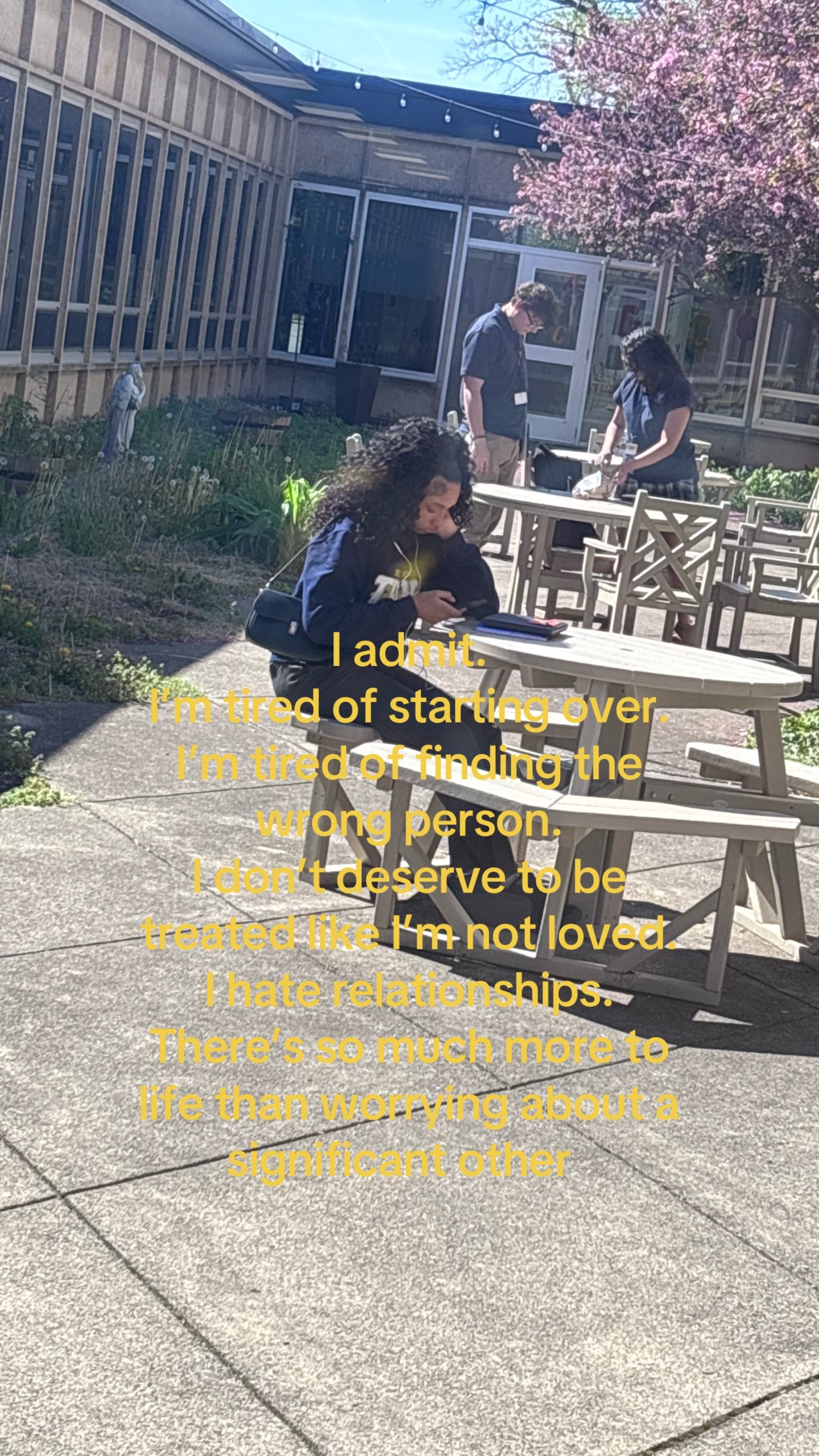 @thatgirlwthedimples