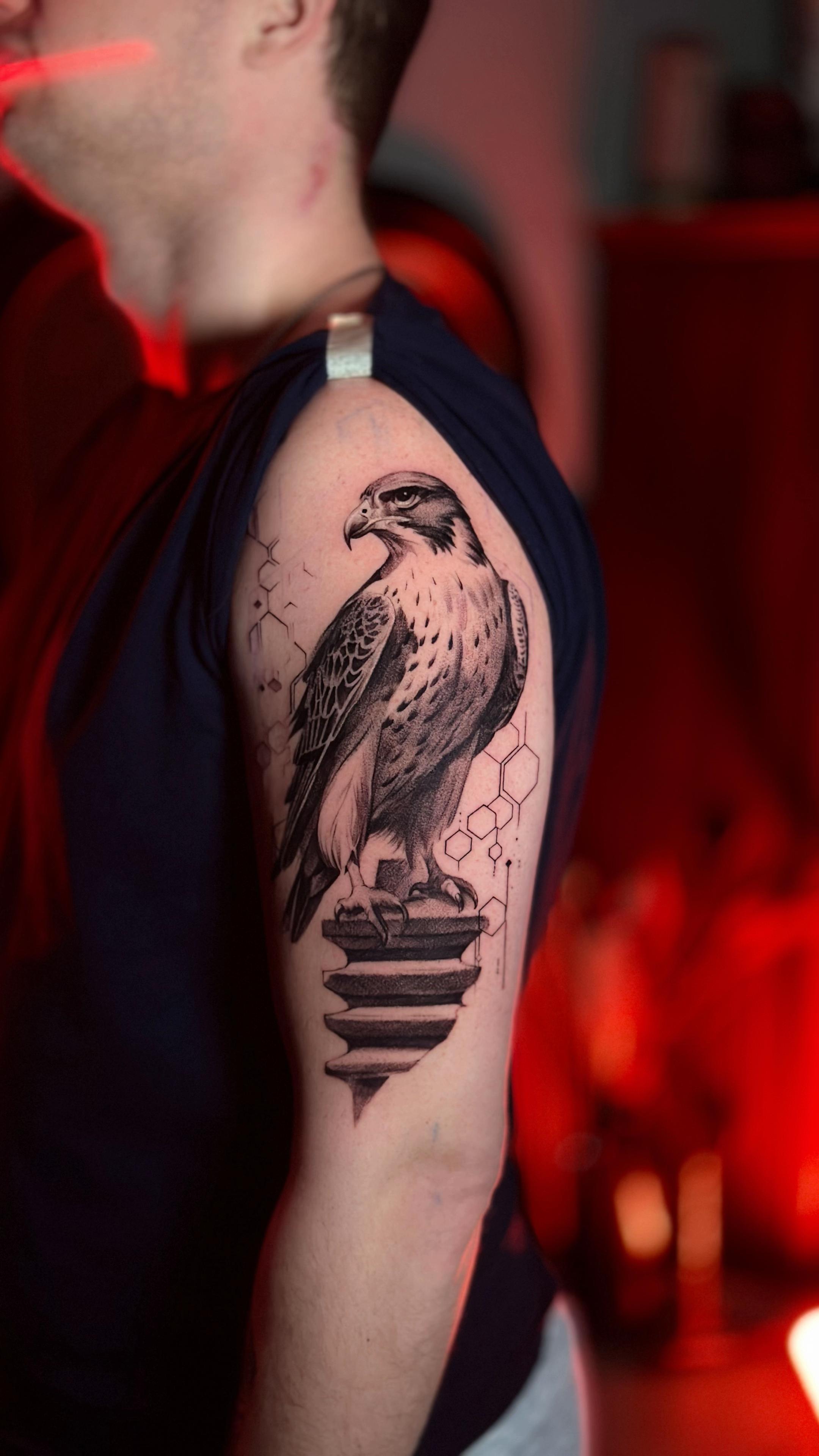 @White Rat Tattoo