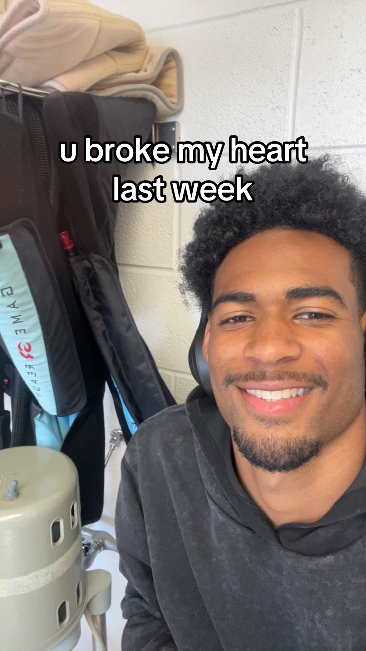 @Robbando