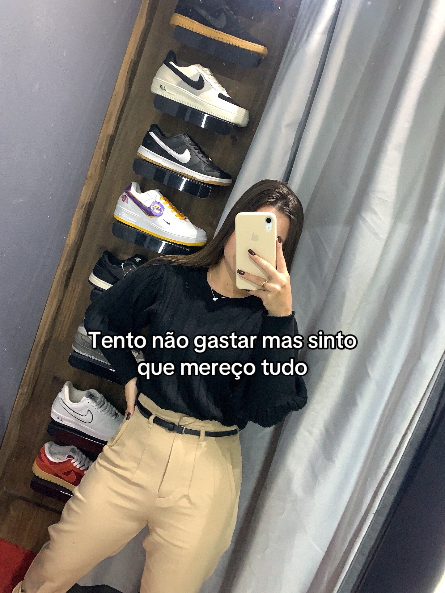 @D&eacute;bi