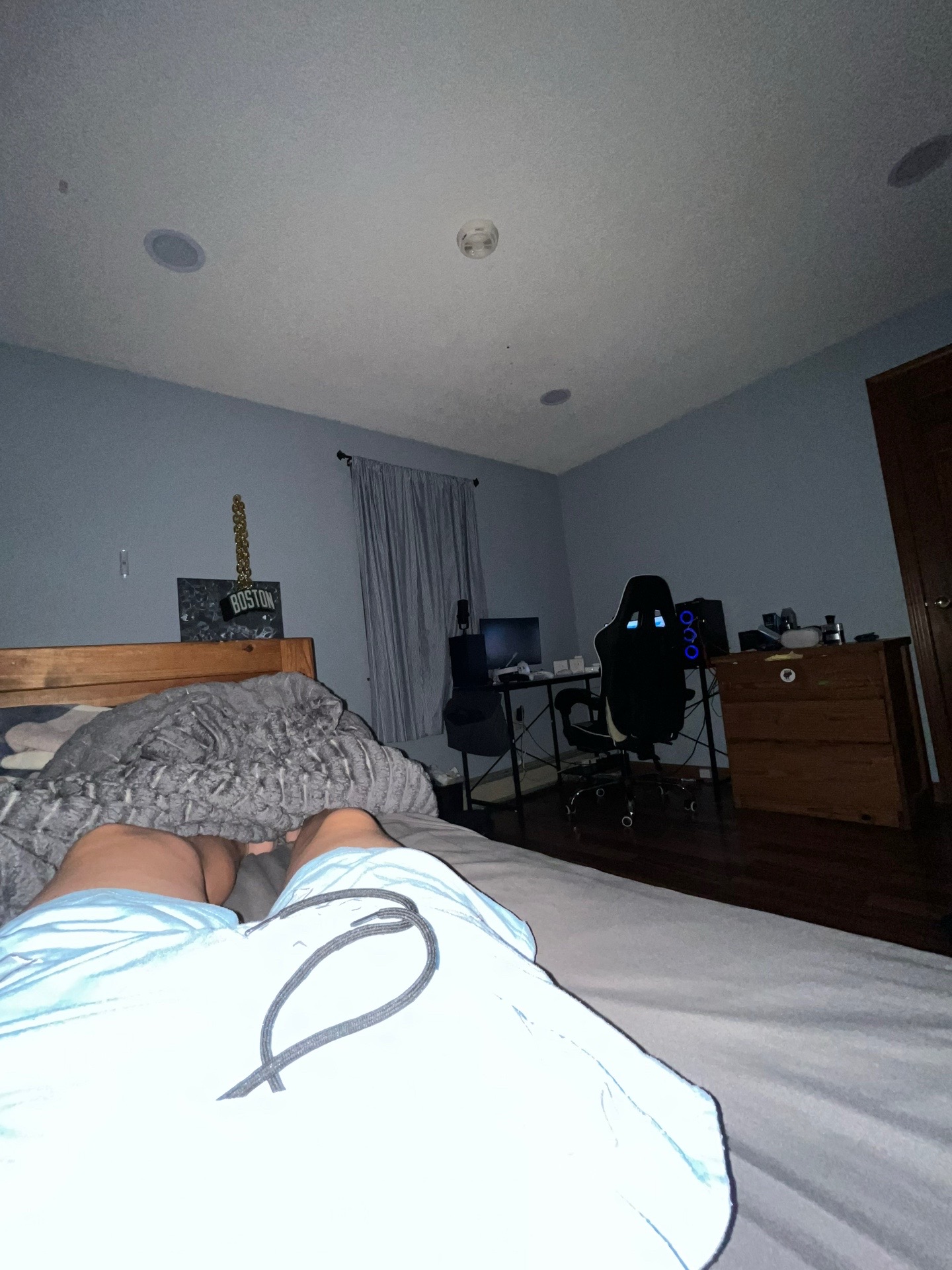 @𝔠𝔞𝔪