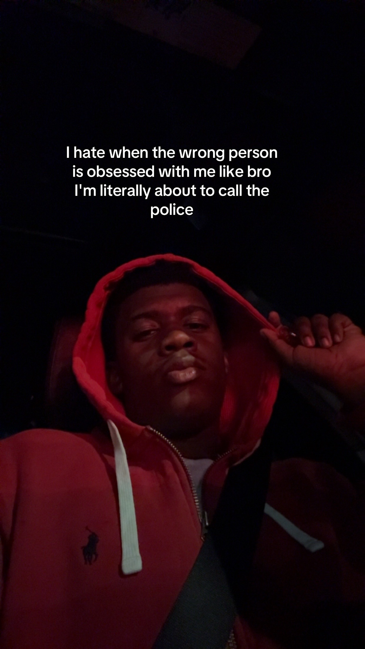 @♱