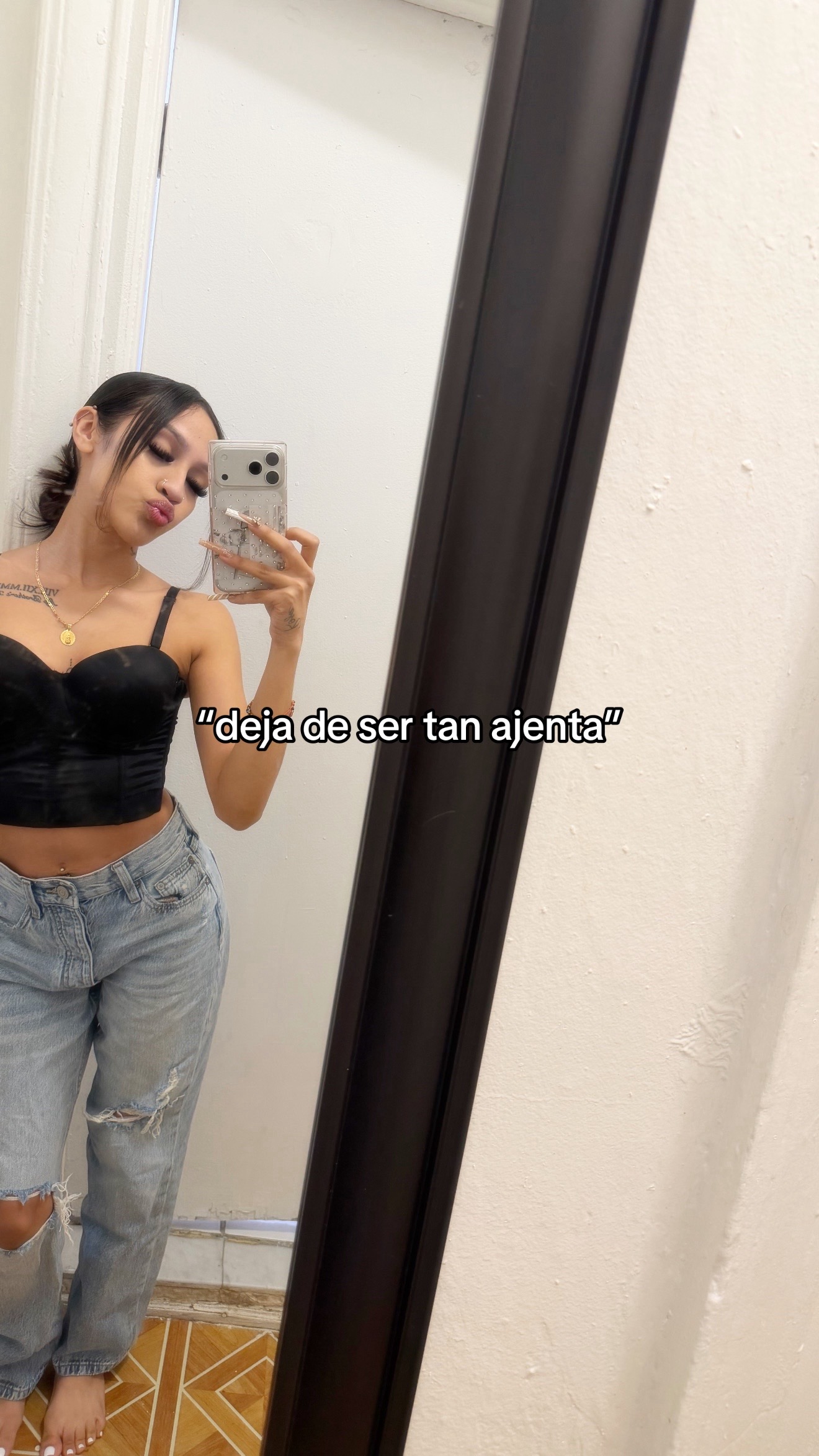 @𝒥