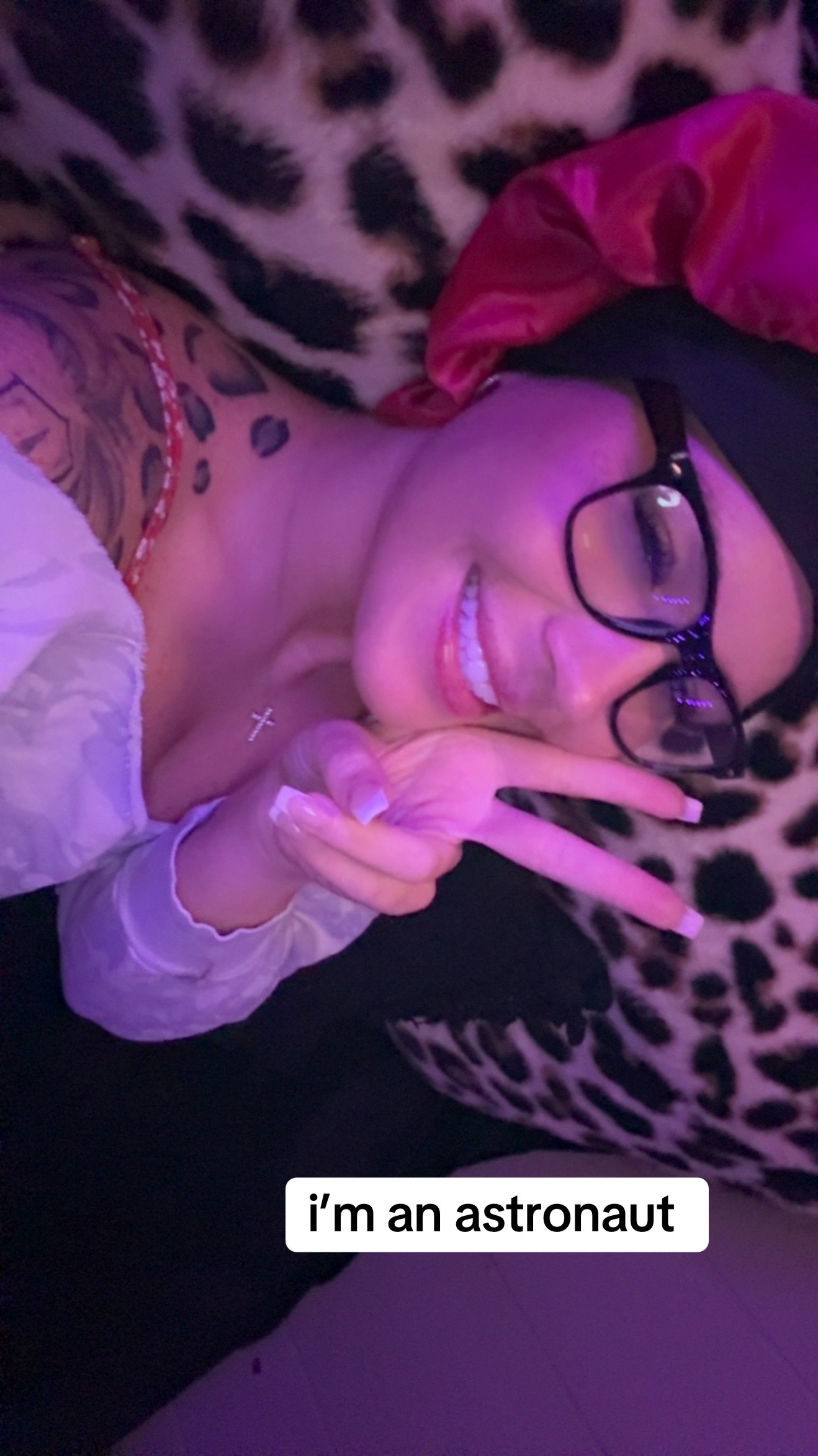 @Jess๐