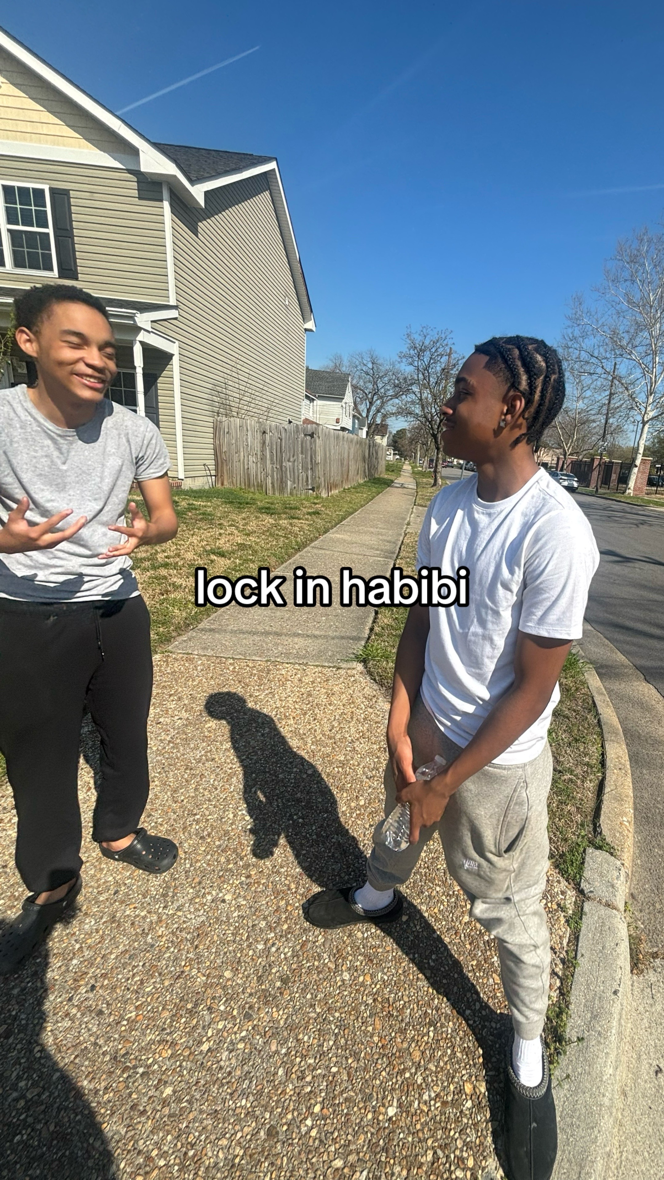 @lik