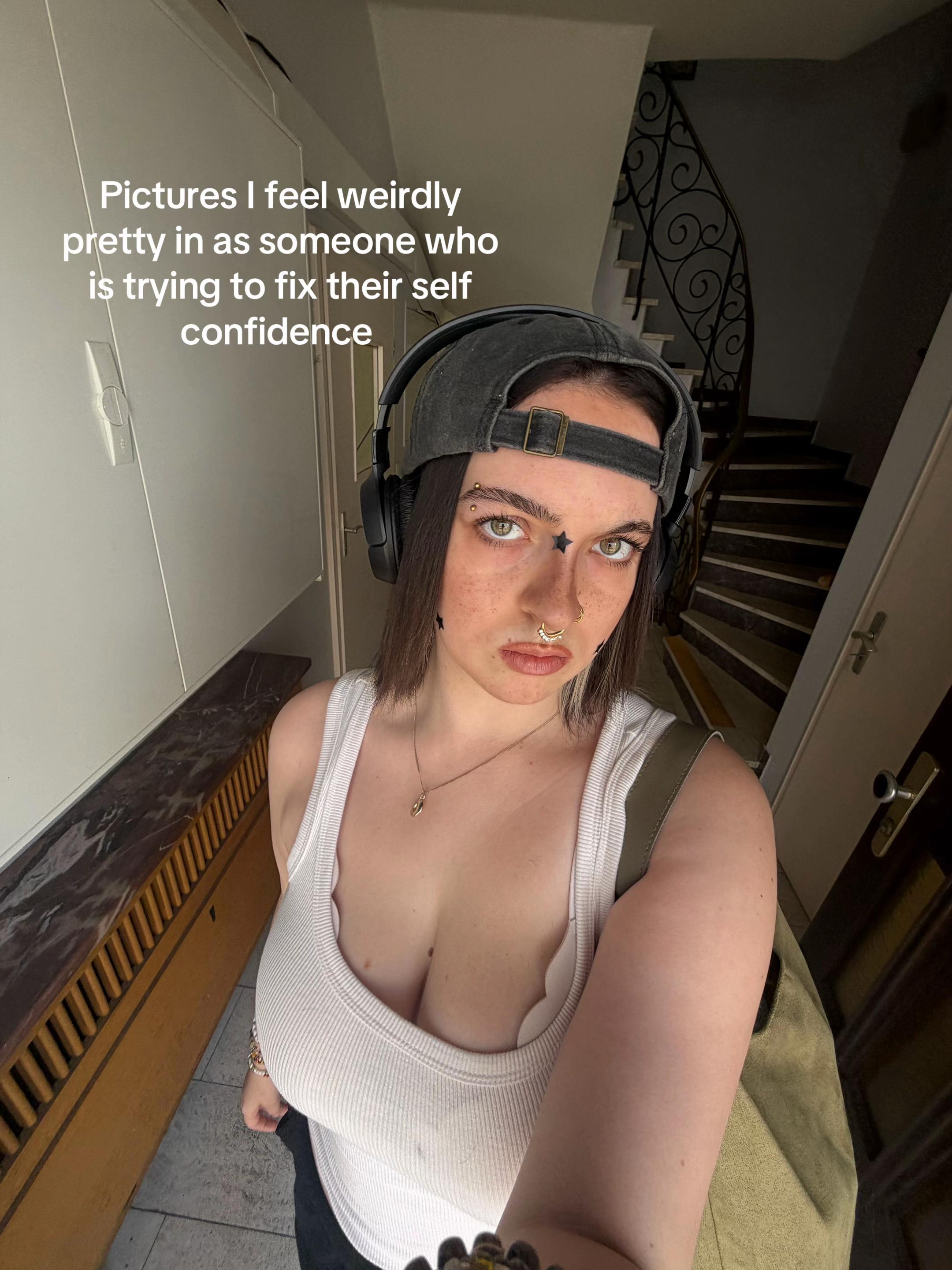 @𝑨𝒏𝒏𝒂 🪲