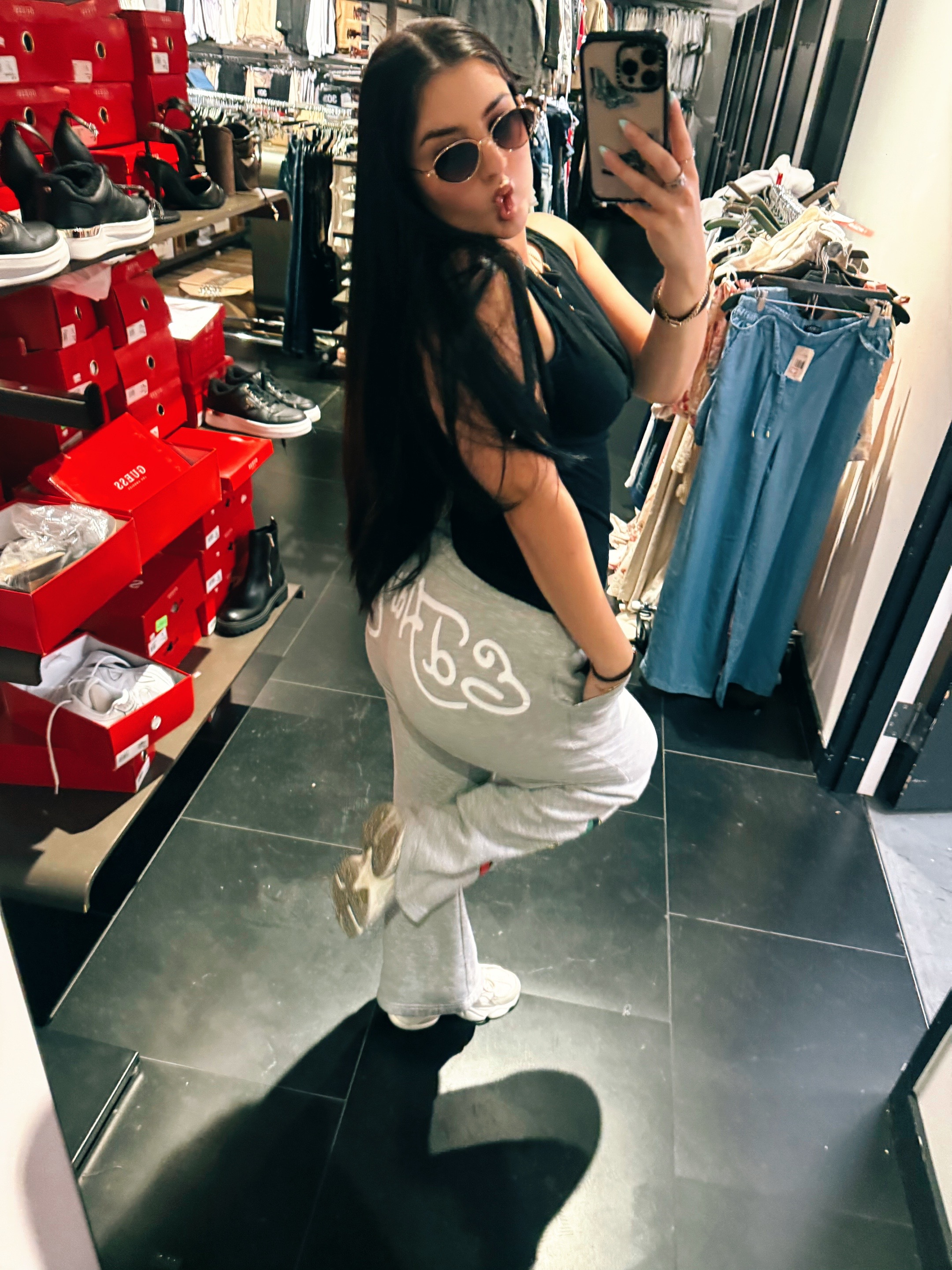 @katicalaloquita