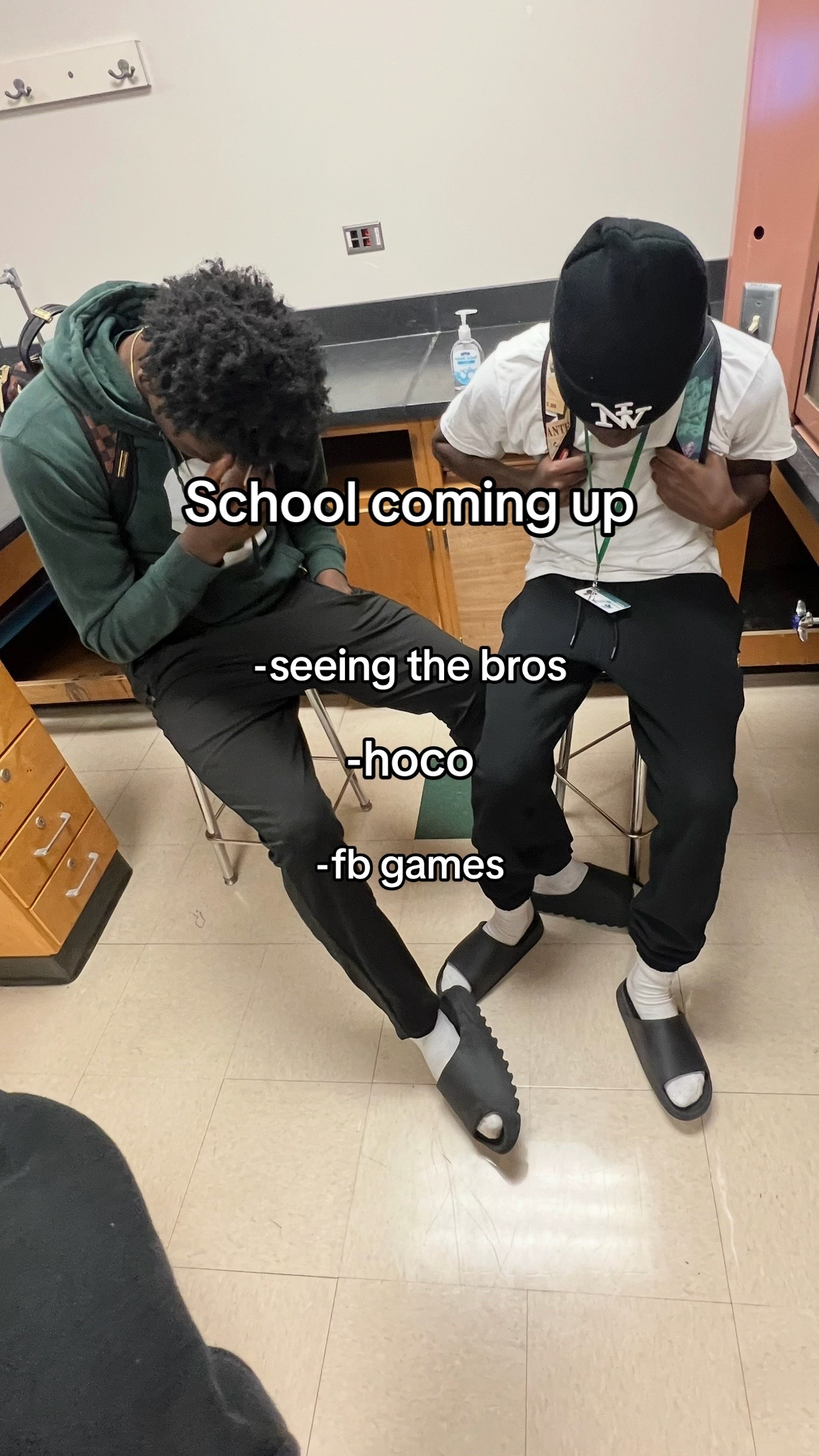 @Zo